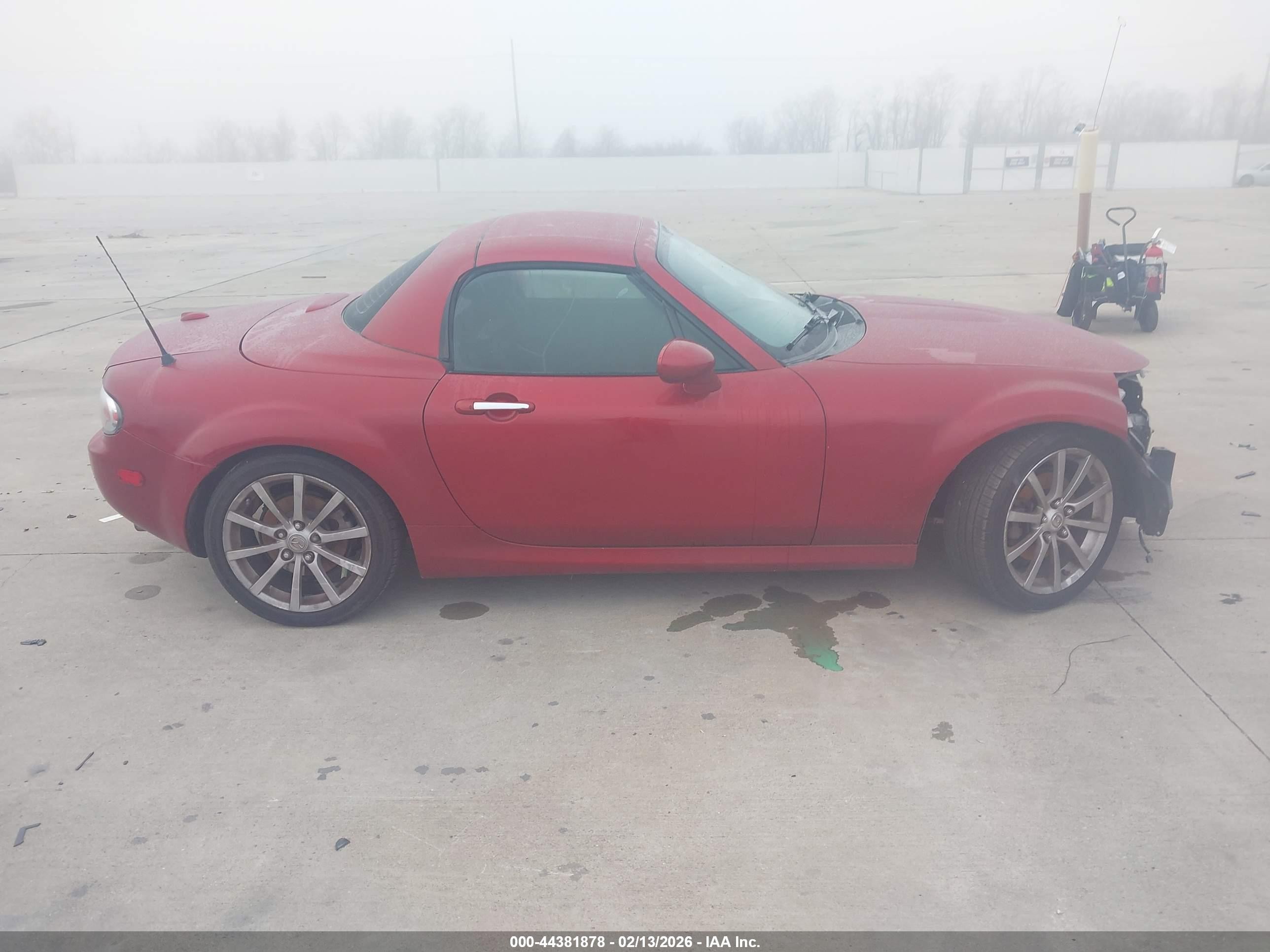 2011 Mazda Mx-5 Miata Grand Touring Red vin: JM1NC2PF9B0214006