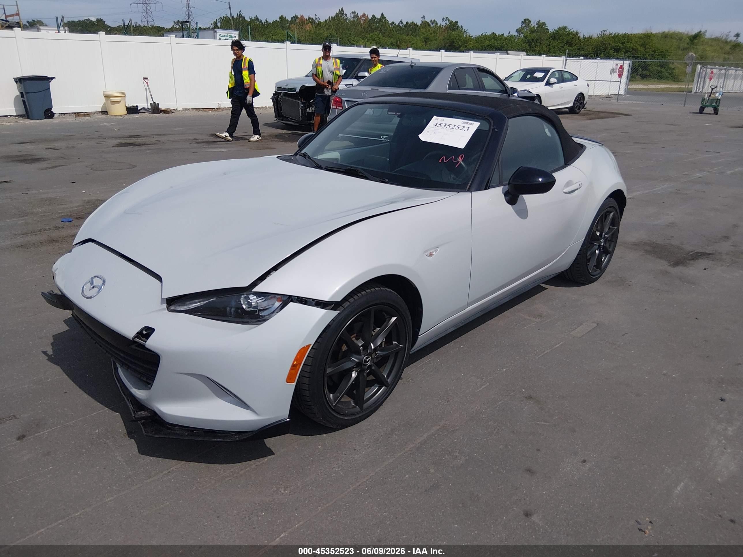 2016 Mazda Mx-5 Miata Club White vin: JM1NDAC75G0106351