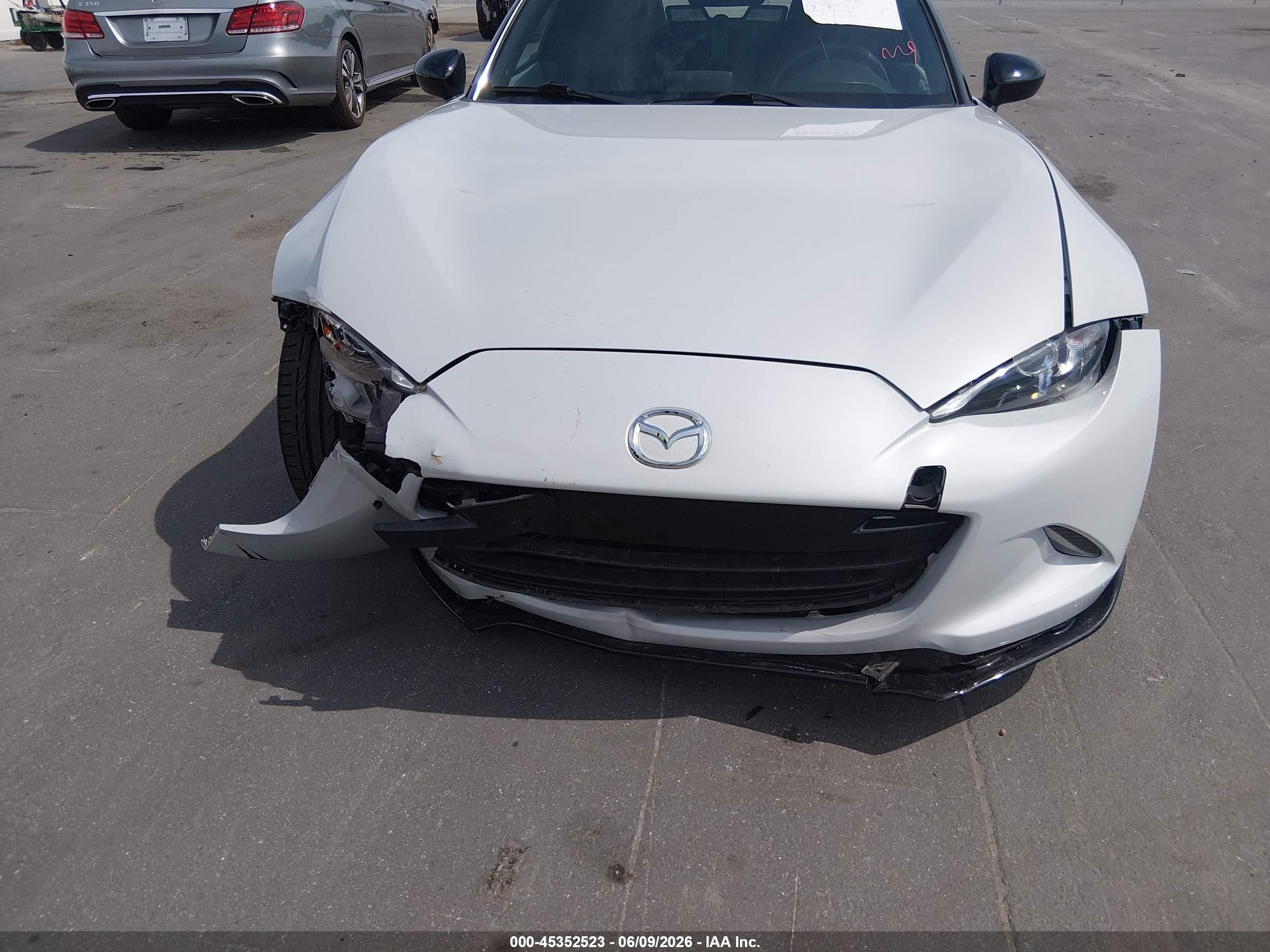 2016 Mazda Mx-5 Miata Club White vin: JM1NDAC75G0106351