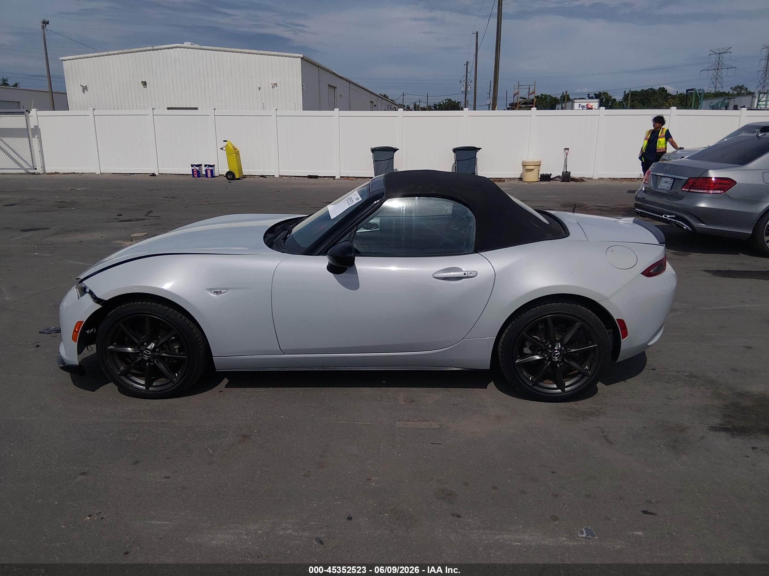 2016 Mazda Mx-5 Miata Club White vin: JM1NDAC75G0106351