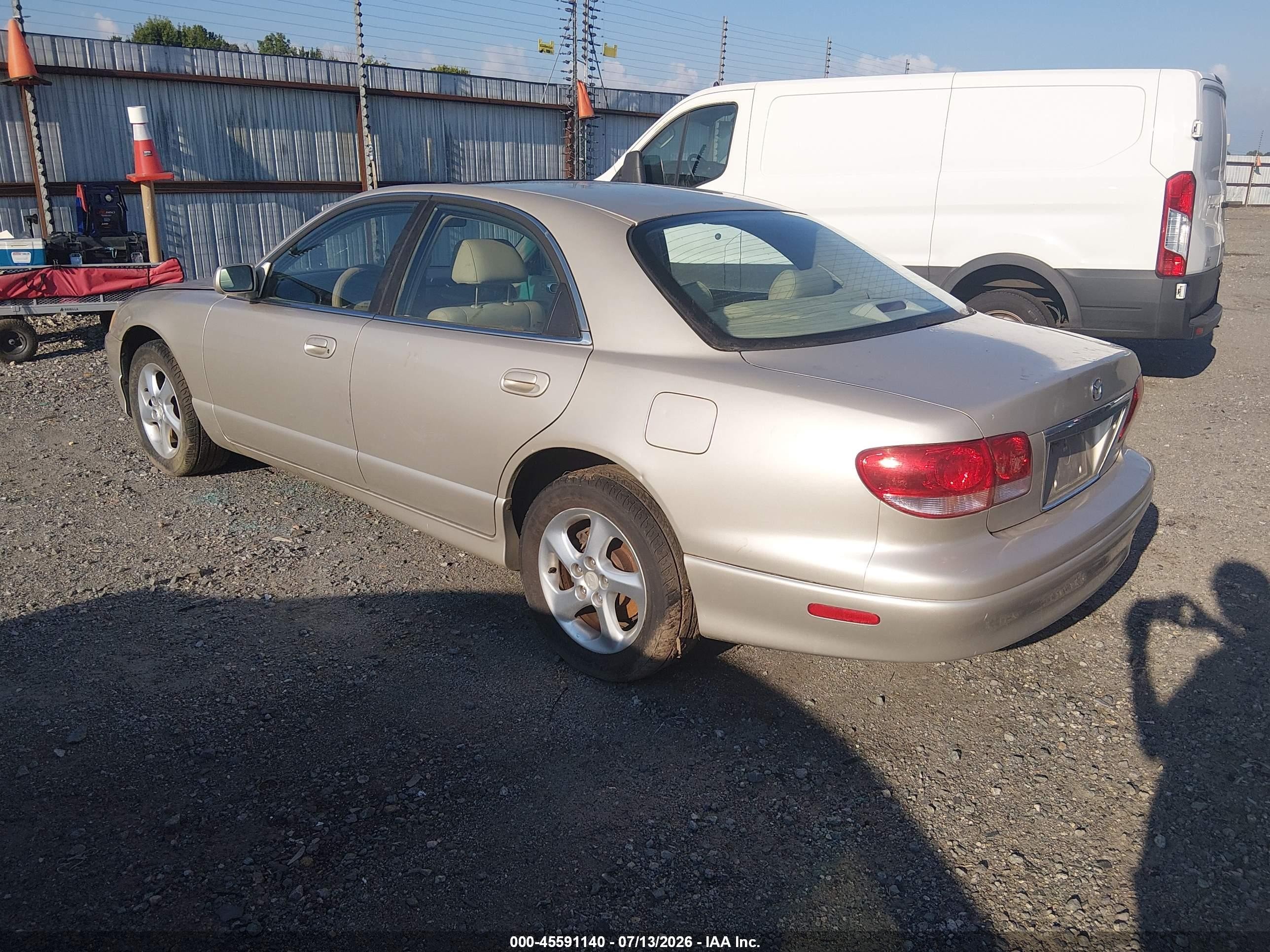 2002 Mazda Millenia P/ps Gold vin: JM1TA221X21719037