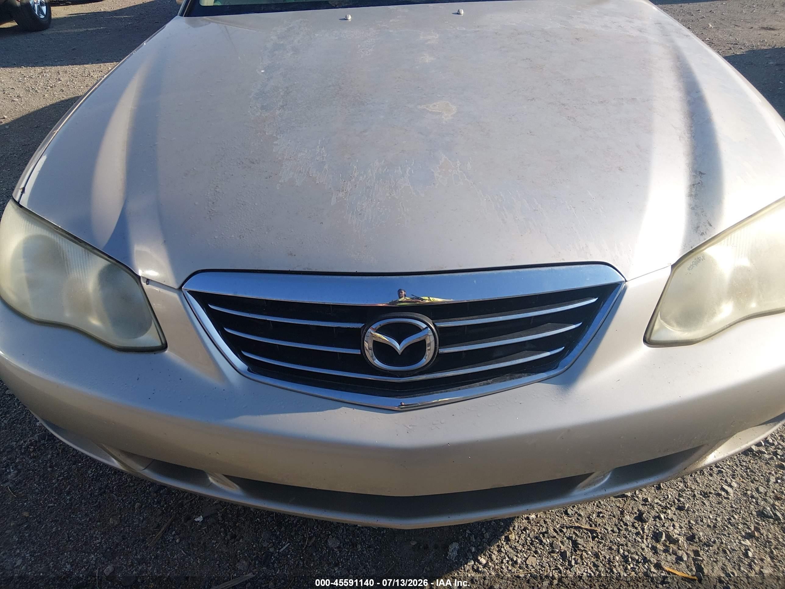 2002 Mazda Millenia P/ps Gold vin: JM1TA221X21719037