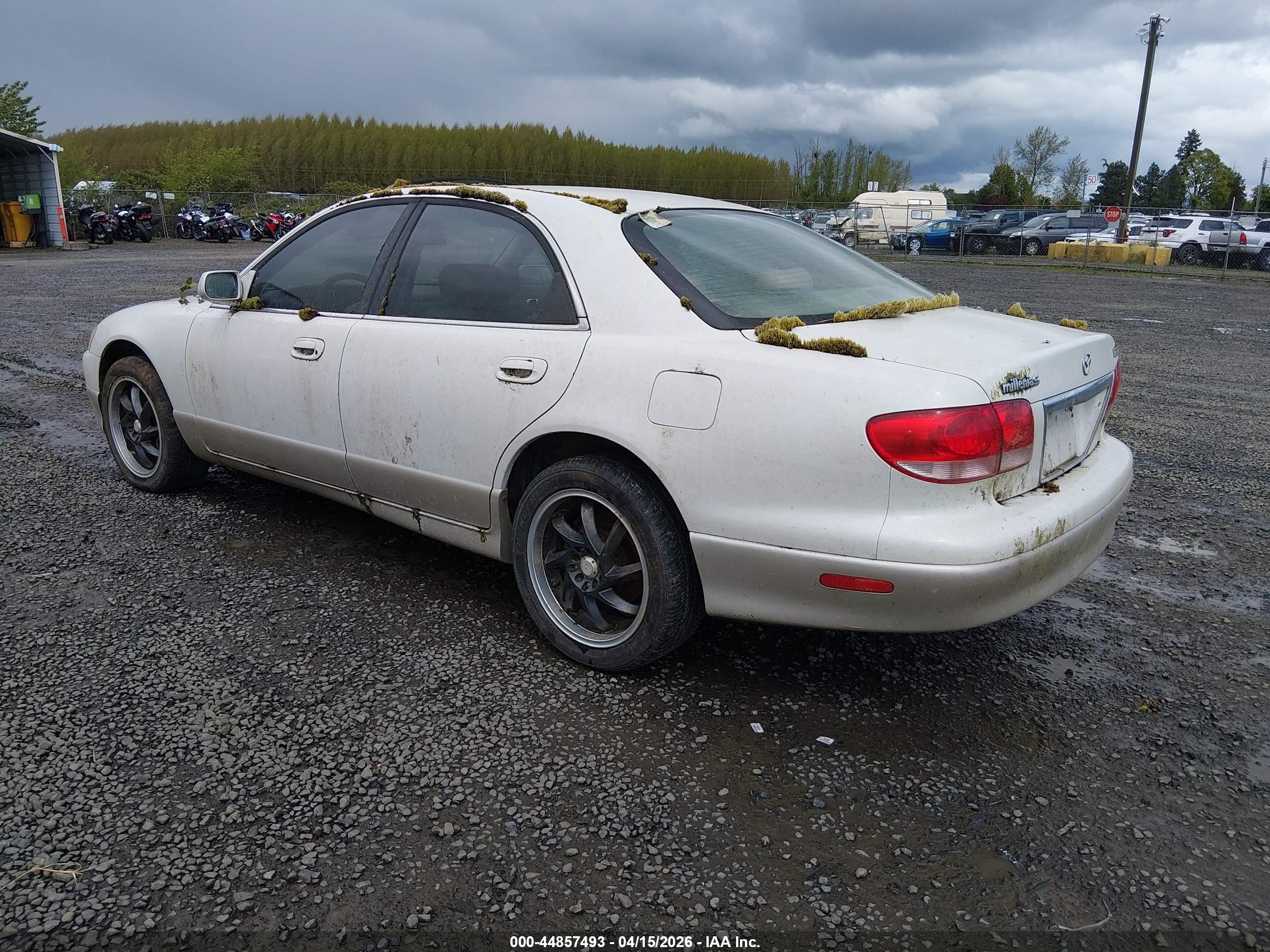 2001 Mazda Millenia S White vin: JM1TA222711700162