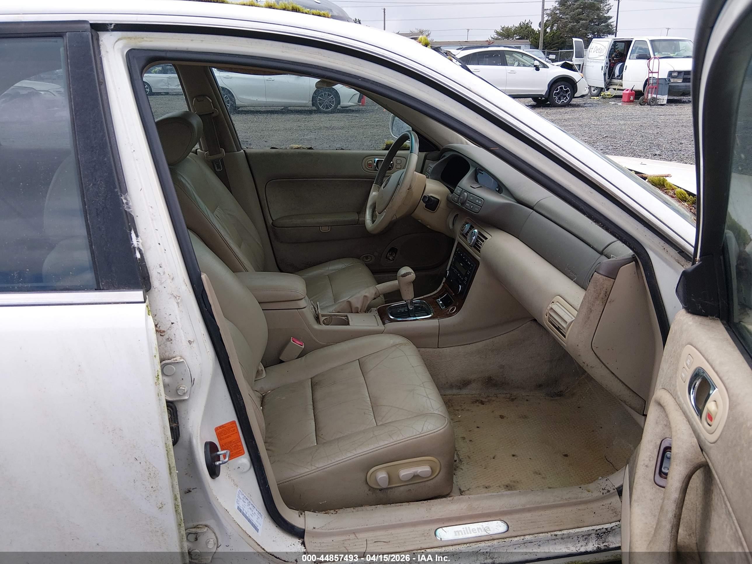 2001 Mazda Millenia S White vin: JM1TA222711700162