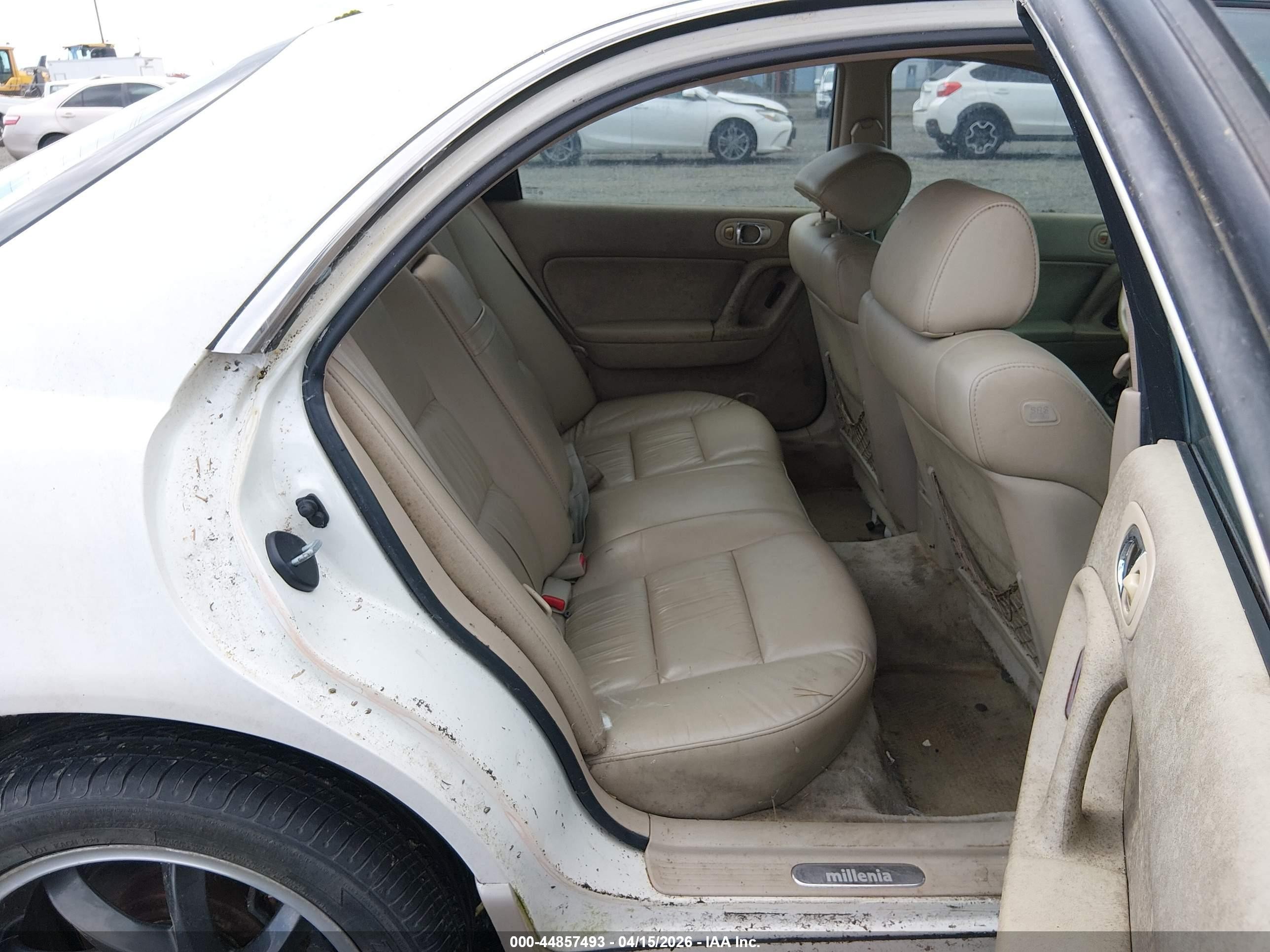 2001 Mazda Millenia S White vin: JM1TA222711700162