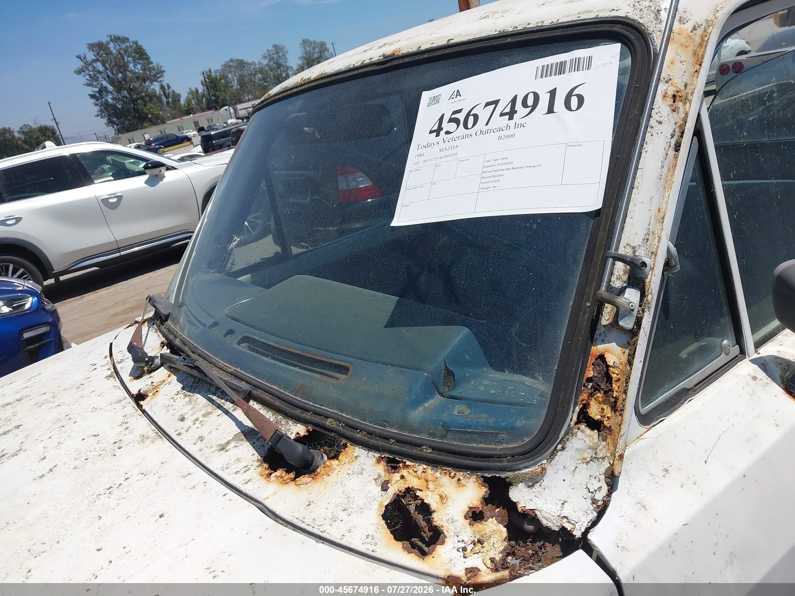 1984 Mazda B2000 Long Bed White vin: JM2UC2214E0830249