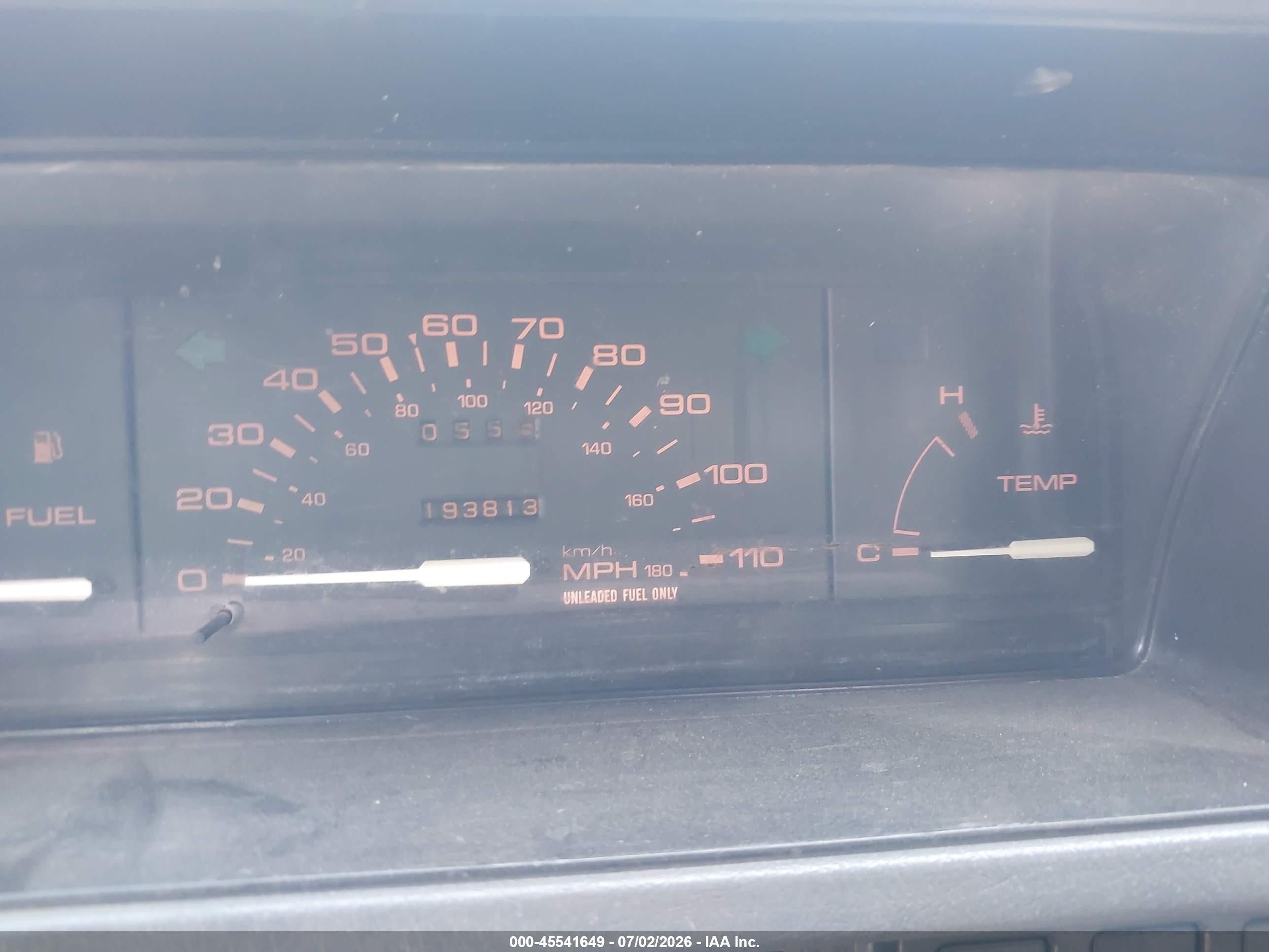 1986 Mazda B2000   White vin: JM2UF1111G0604580