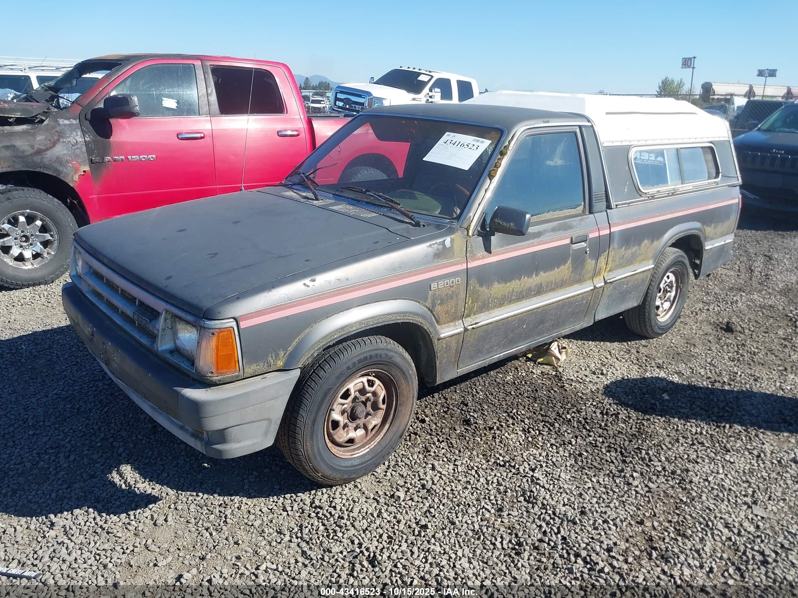 1986 Mazda B2000   Gray vin: JM2UF1114G0508927