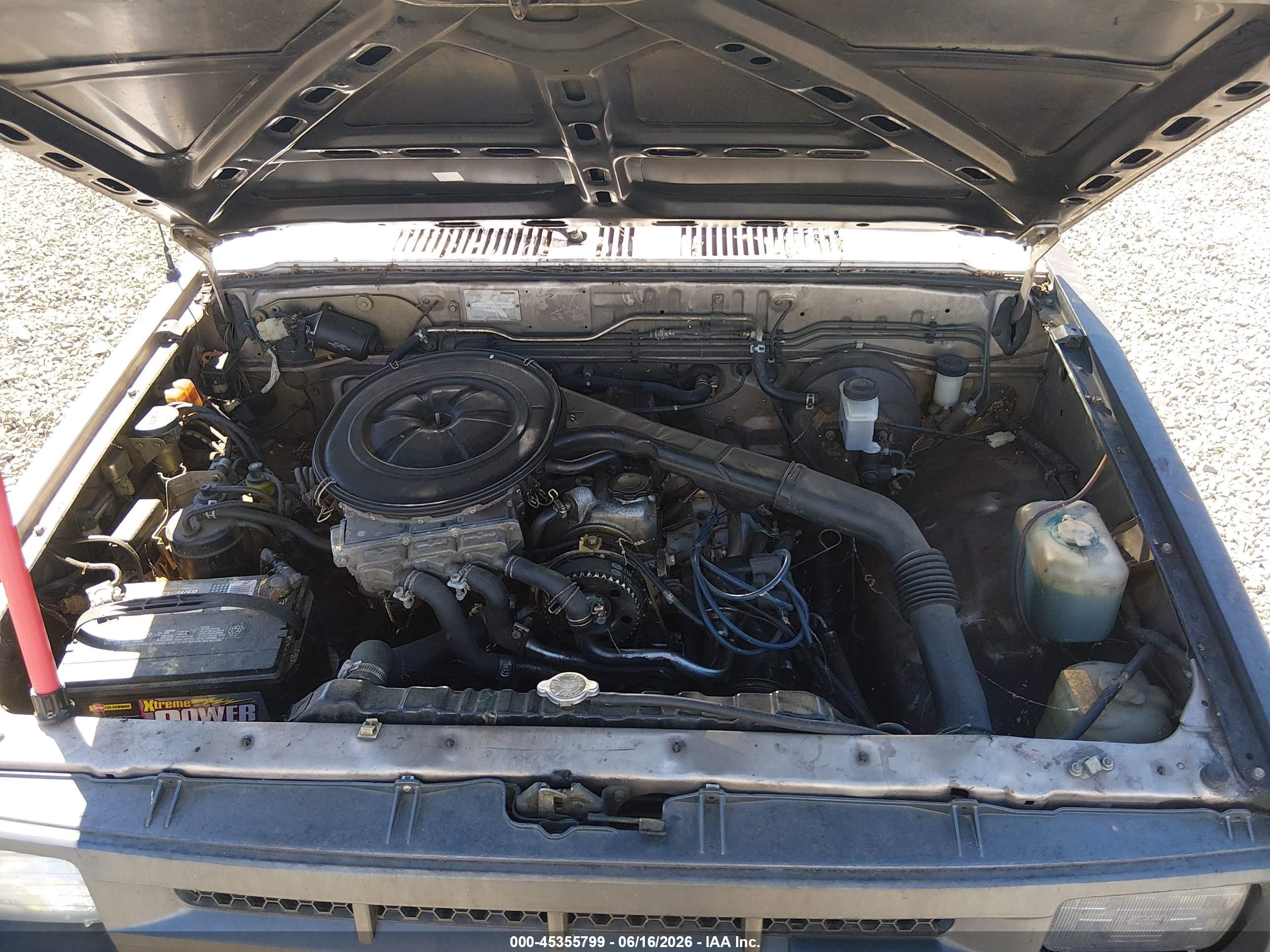 1988 Mazda B2200 Short Bed Gray vin: JM2UF1130J0330555