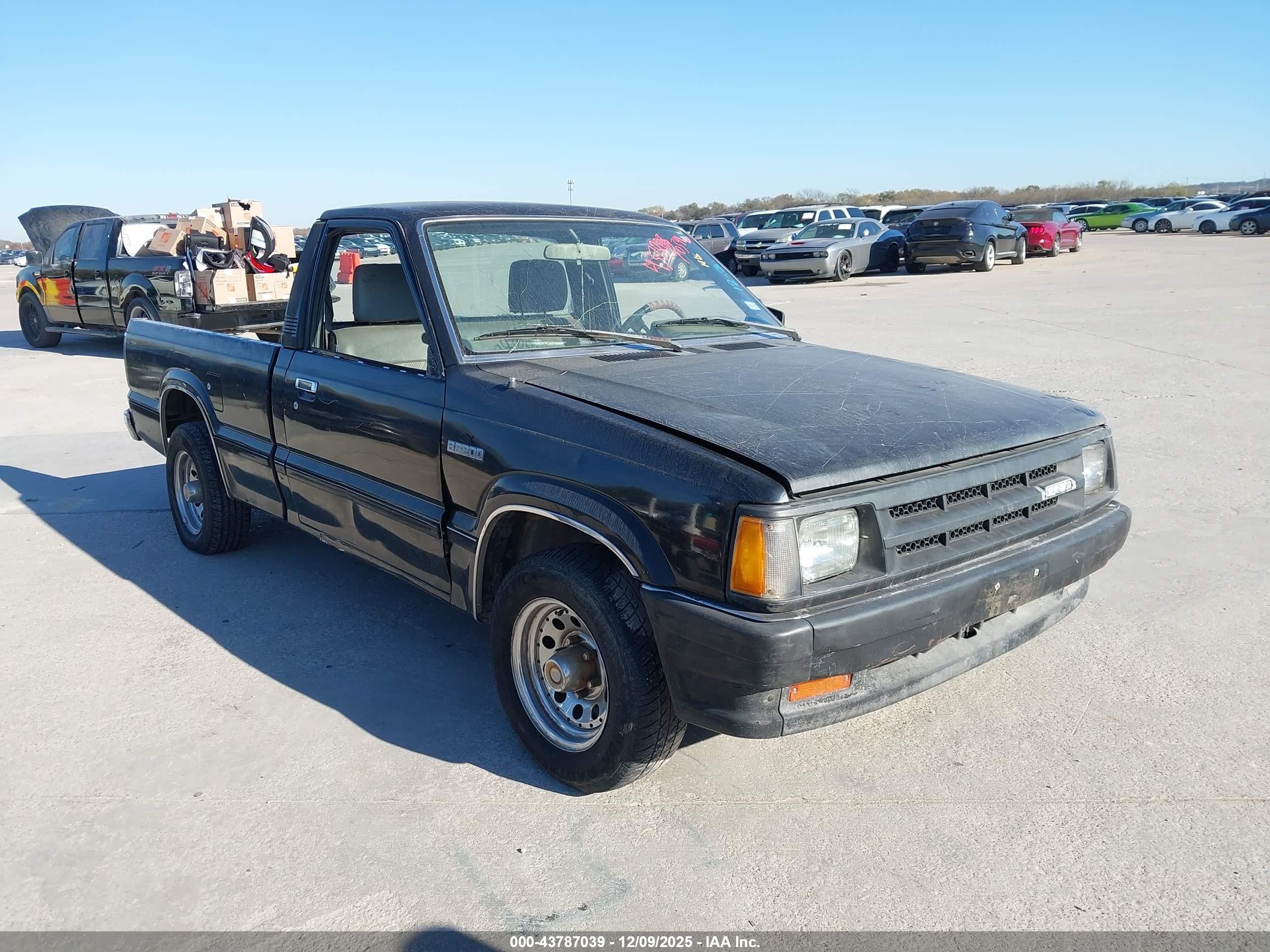 1991 Mazda B2200 Short Bed Black vin: JM2UF1130M0168205