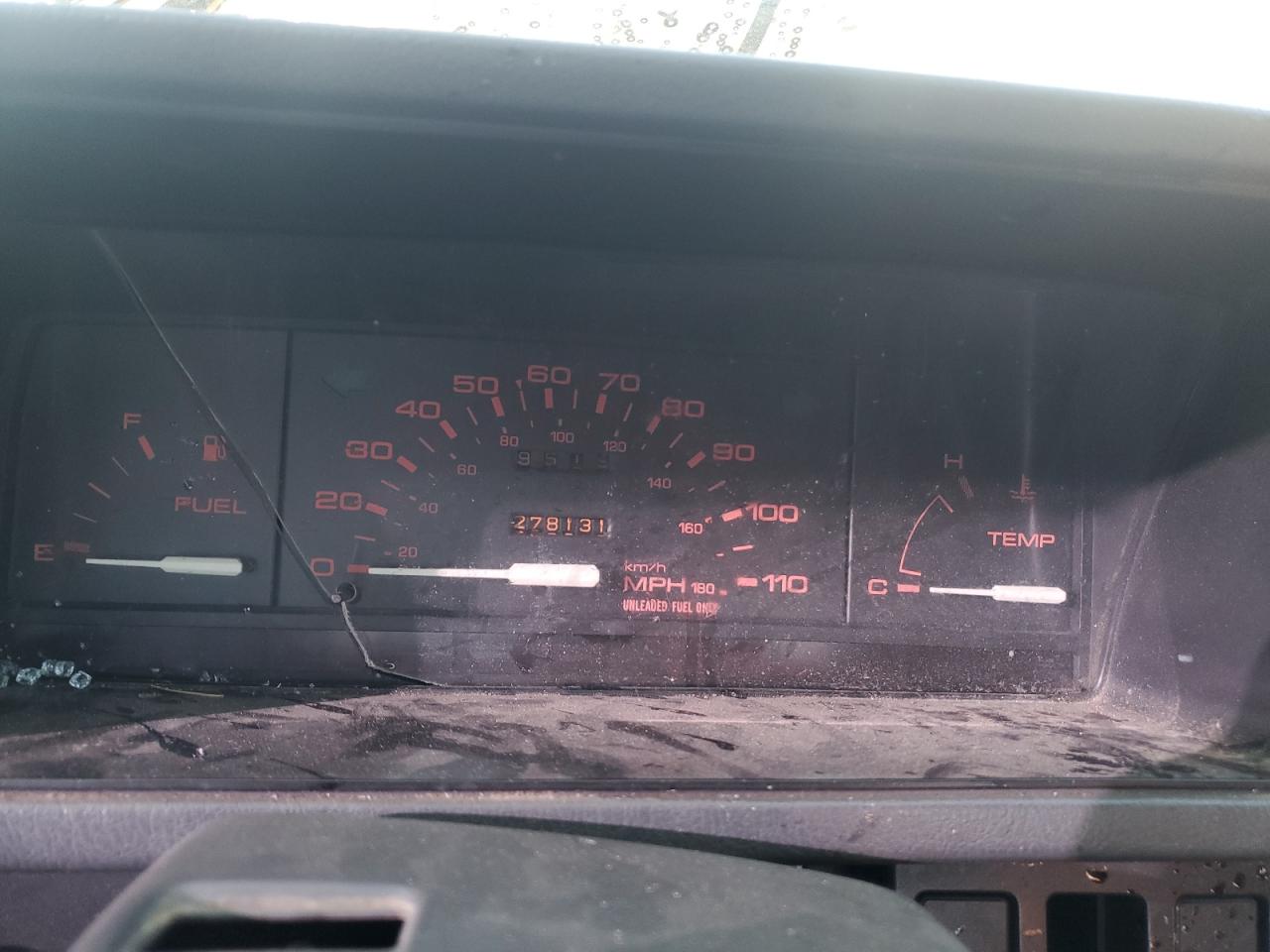 1988 Mazda B2200 Short Bed Red vin: JM2UF1131J0318446