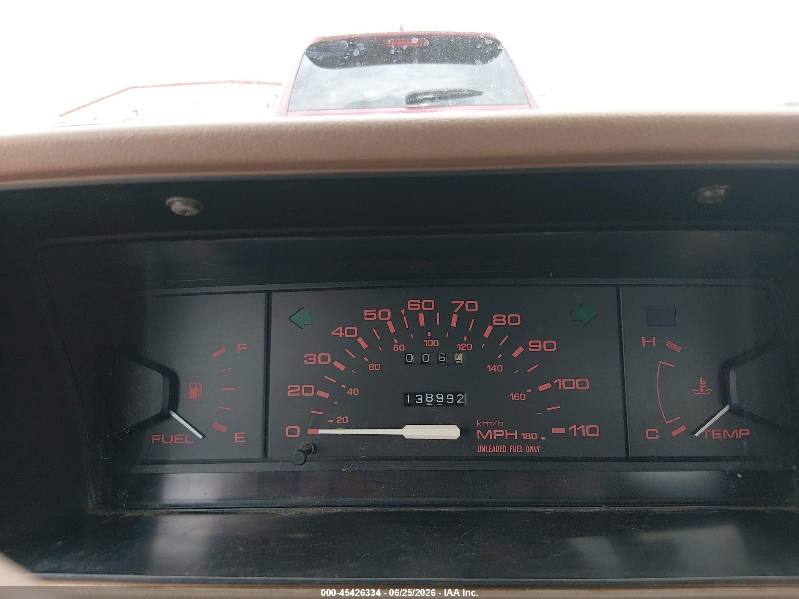 1992 Mazda B2200 Short Bed Red vin: JM2UF1132N0285642