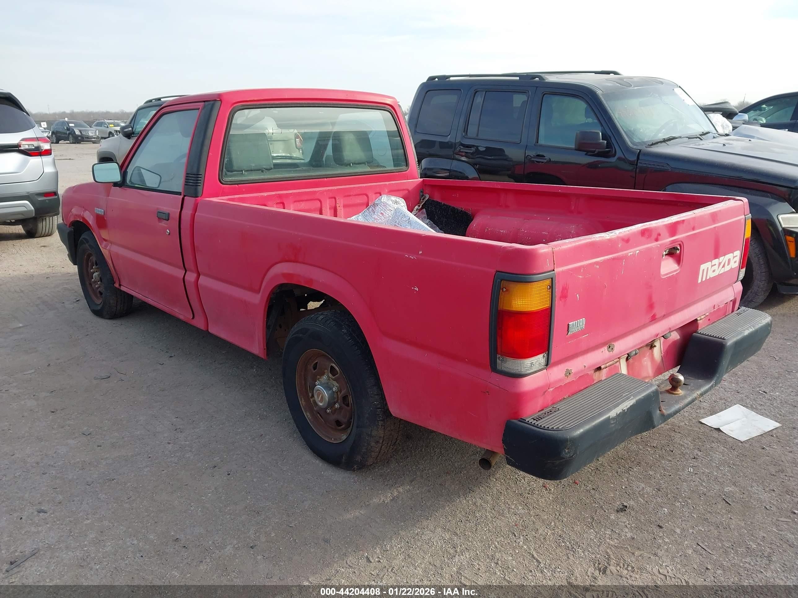1993 Mazda B2200 Short Bed Red vin: JM2UF1133P0360271