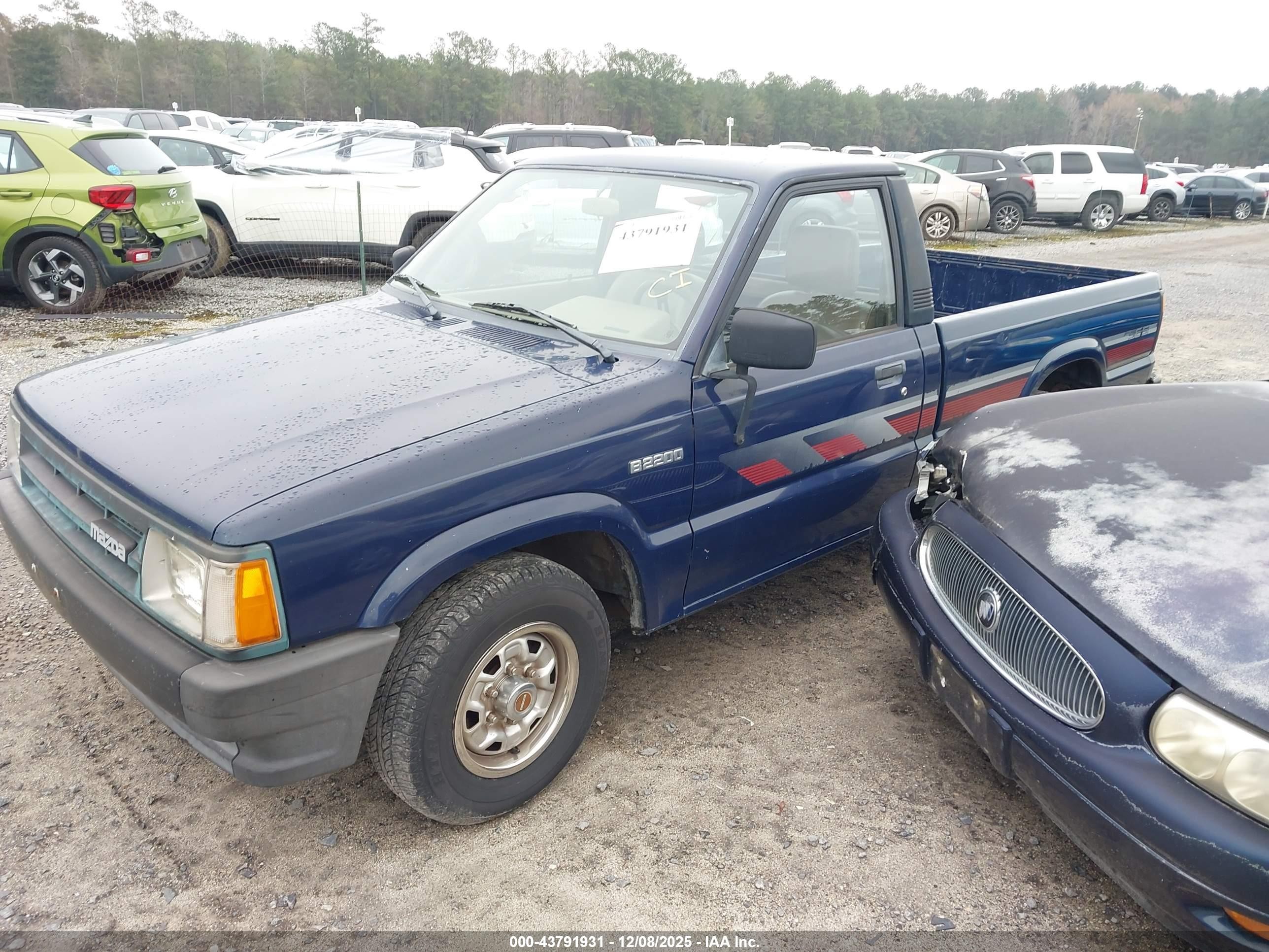 1991 Mazda B2200 Short Bed Blue vin: JM2UF1137M0129241
