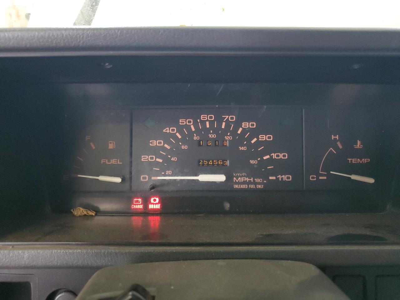 1988 Mazda B2200 Short Bed White vin: JM2UF113XJ0356547