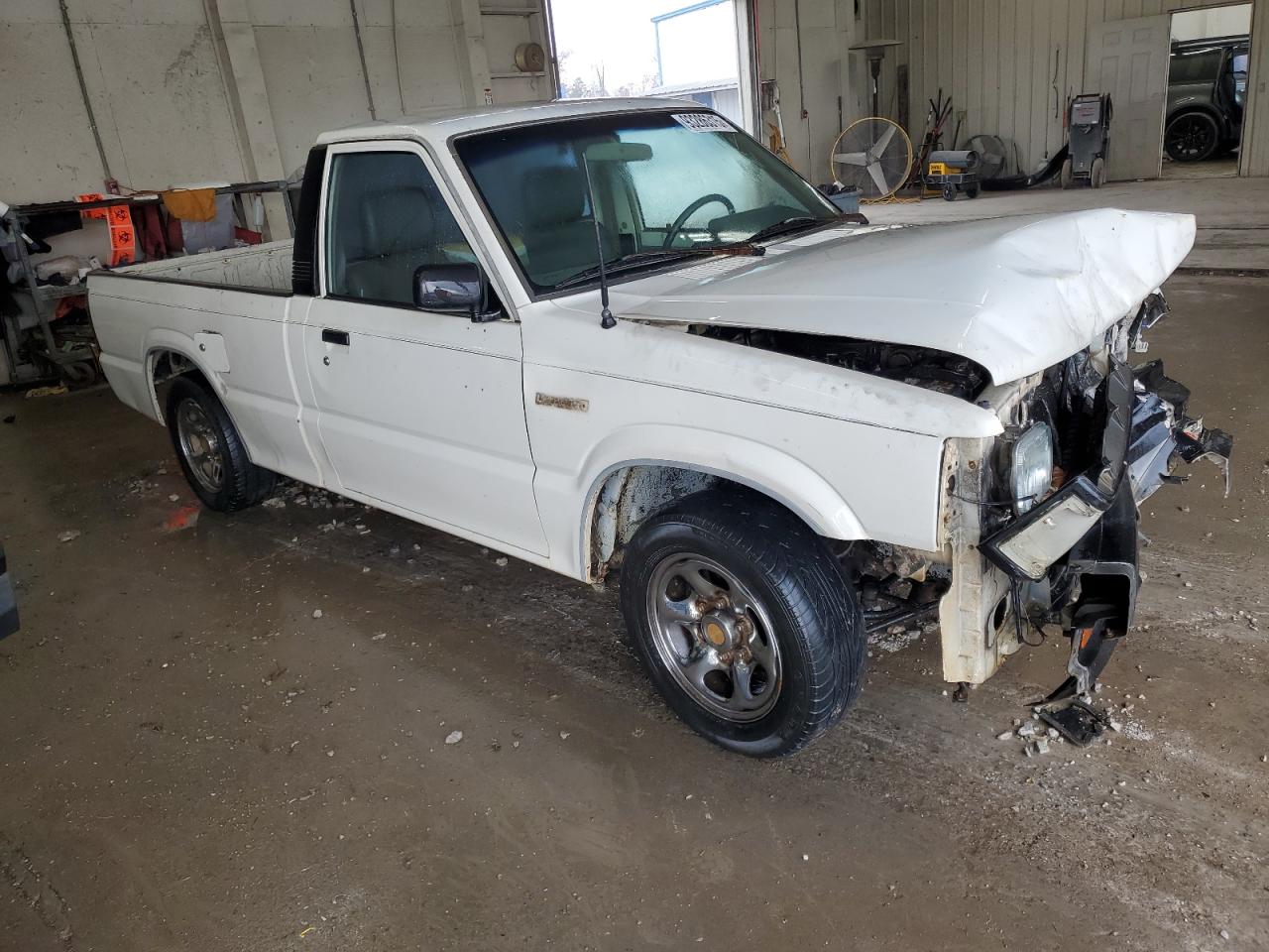 1988 Mazda B2200 Short Bed White vin: JM2UF113XJ0356547