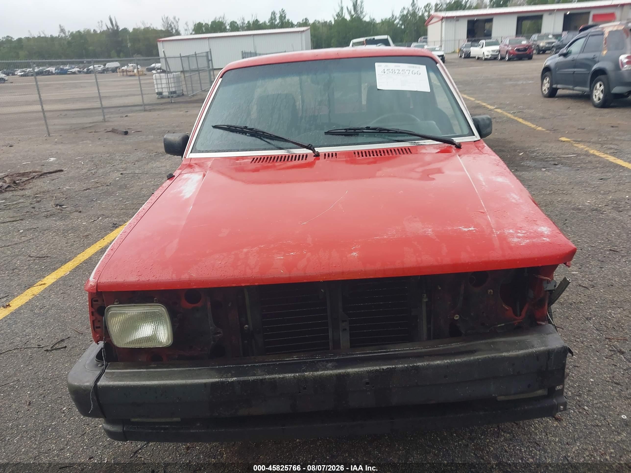 1989 Mazda B2200 Short Bed Красный vin: JM2UF113XK0803850