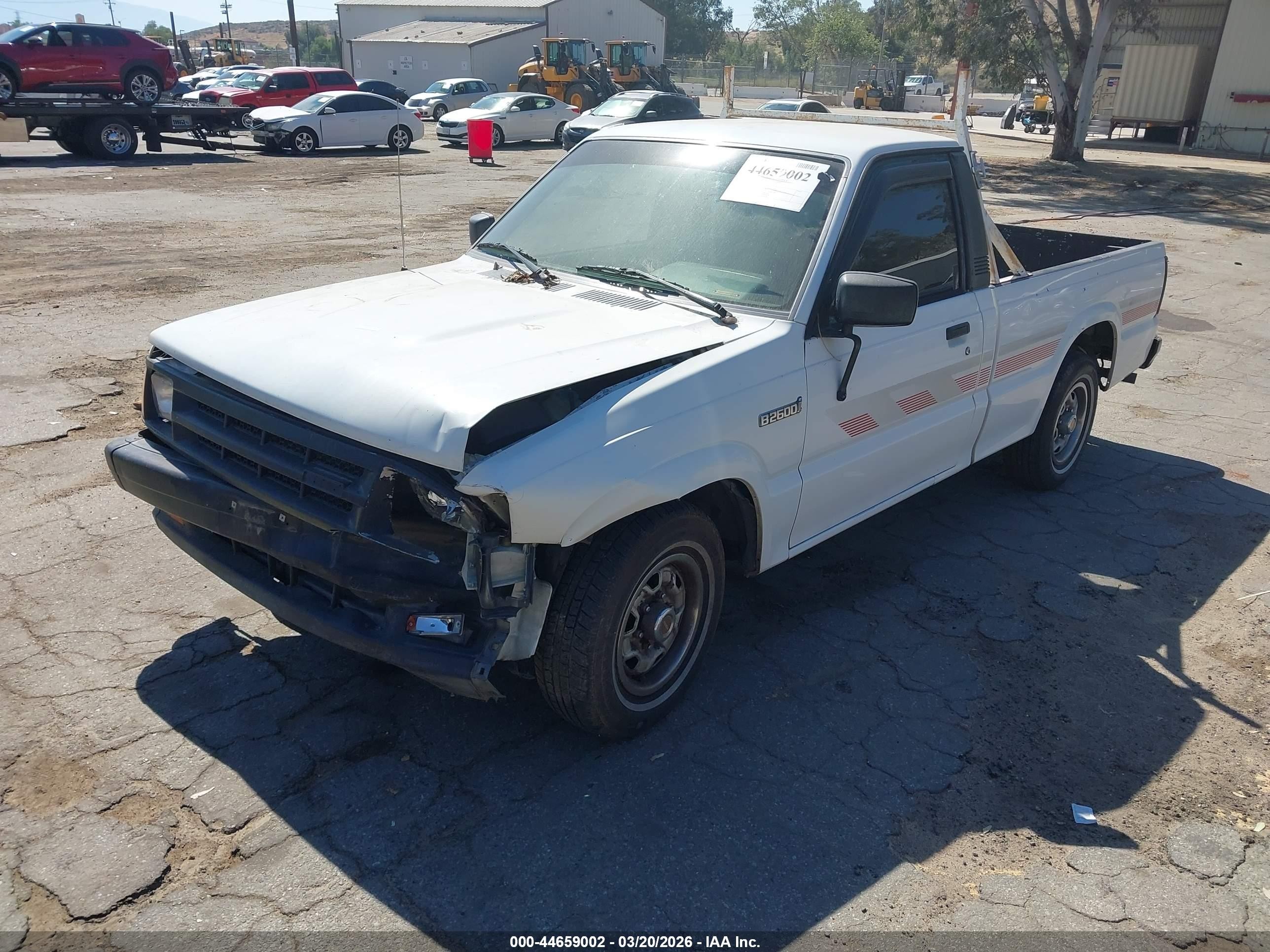 1991 Mazda B2600 Short Body Белый vin: JM2UF1148M0145862