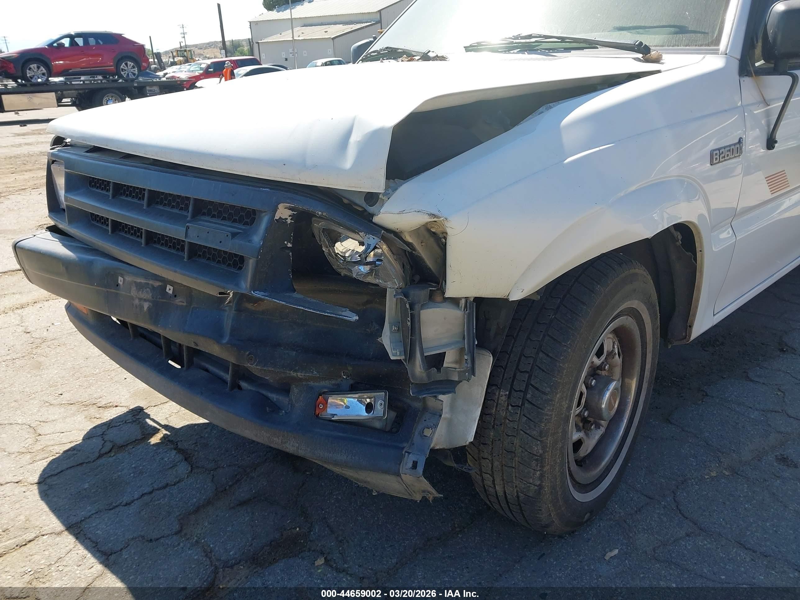 1991 Mazda B2600 Short Body Белый vin: JM2UF1148M0145862