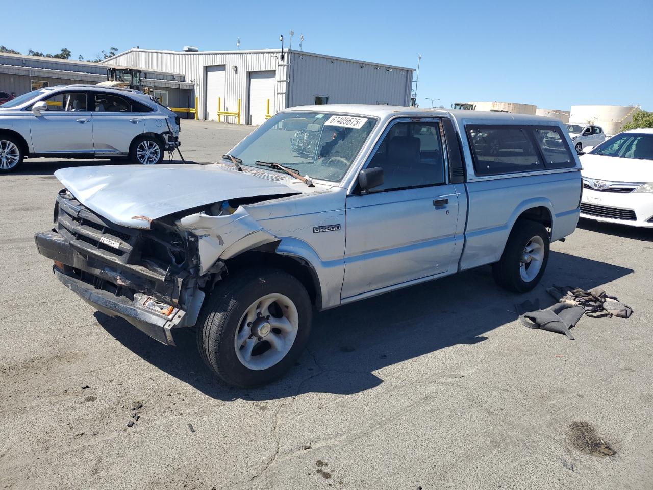 1991 Mazda B2200 Short Bed Blue vin: JM2UF1230M0107158