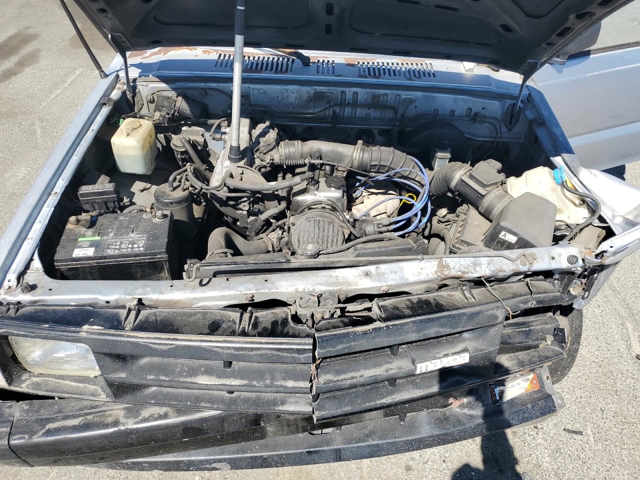 1991 Mazda B2200 Short Bed Blue vin: JM2UF1230M0107158