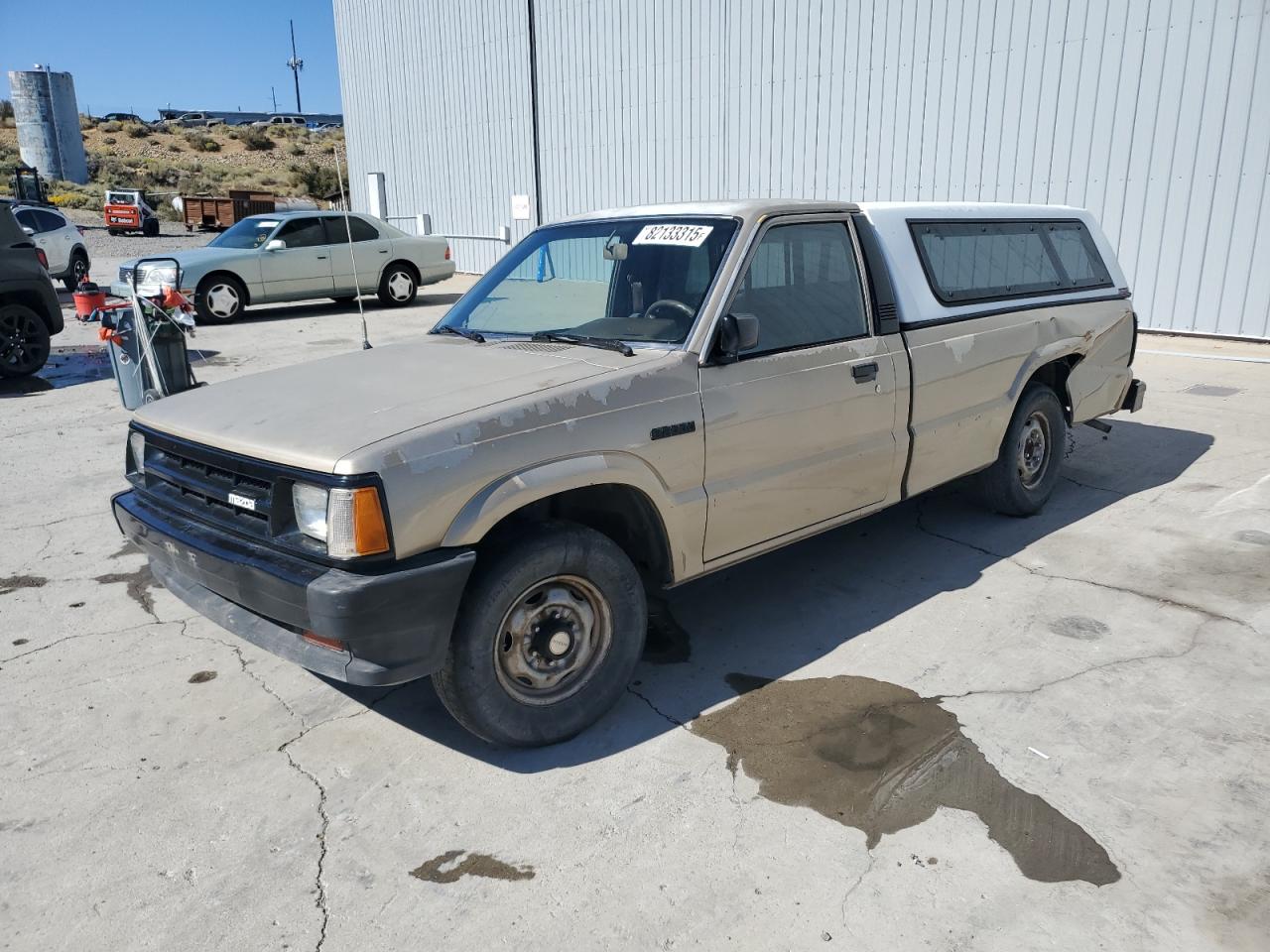1987 Mazda B2000 Long Bed Gold vin: JM2UF2111H0503482