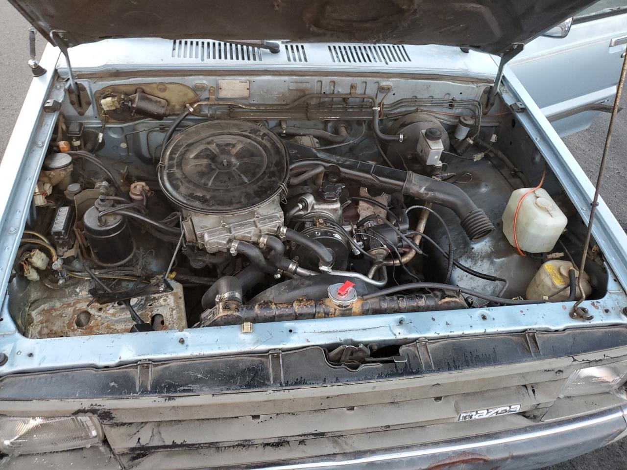 1986 Mazda B2000 Long Bed Синий vin: JM2UF211XG0629063