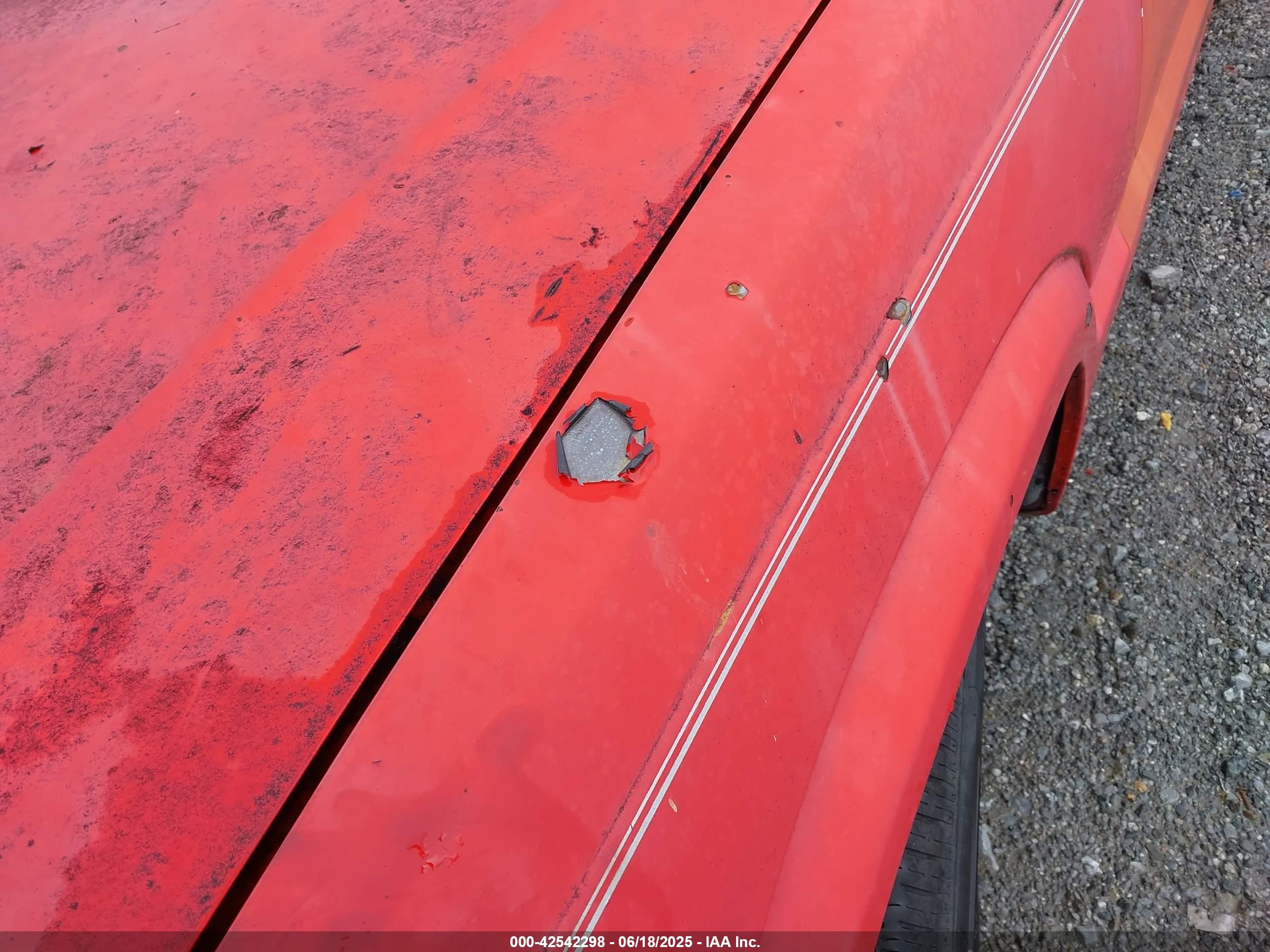 1989 Mazda B2200 Long Bed Red vin: JM2UF2135K0760914