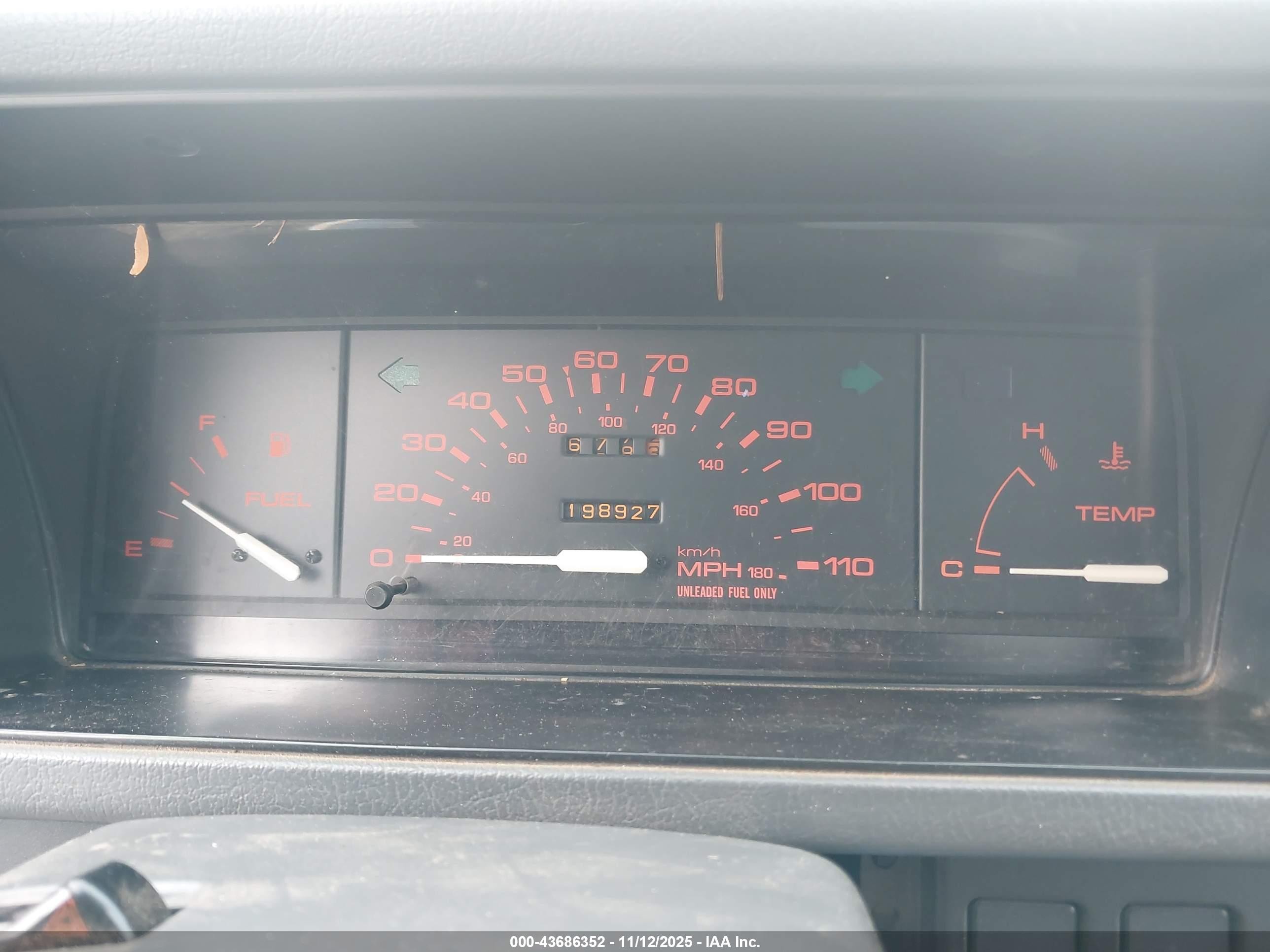 1988 Mazda B2200 Long Bed White vin: JM2UF2139J0302436
