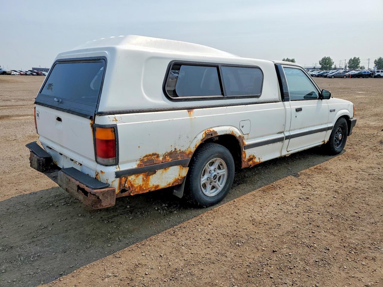 1993 Mazda B2200 Long Bed White vin: JM2UF2235P0387380