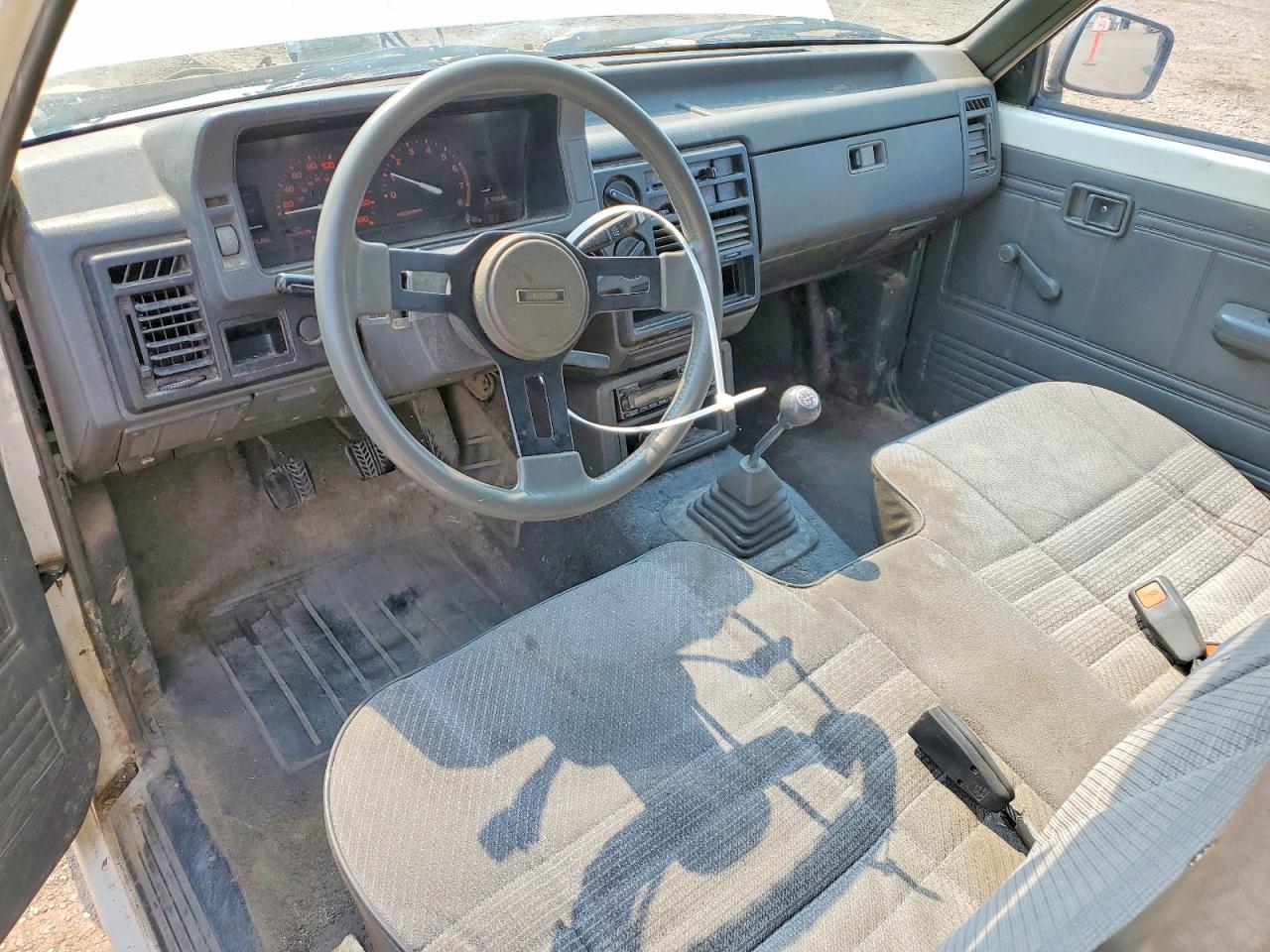 1993 Mazda B2200 Long Bed White vin: JM2UF2235P0387380