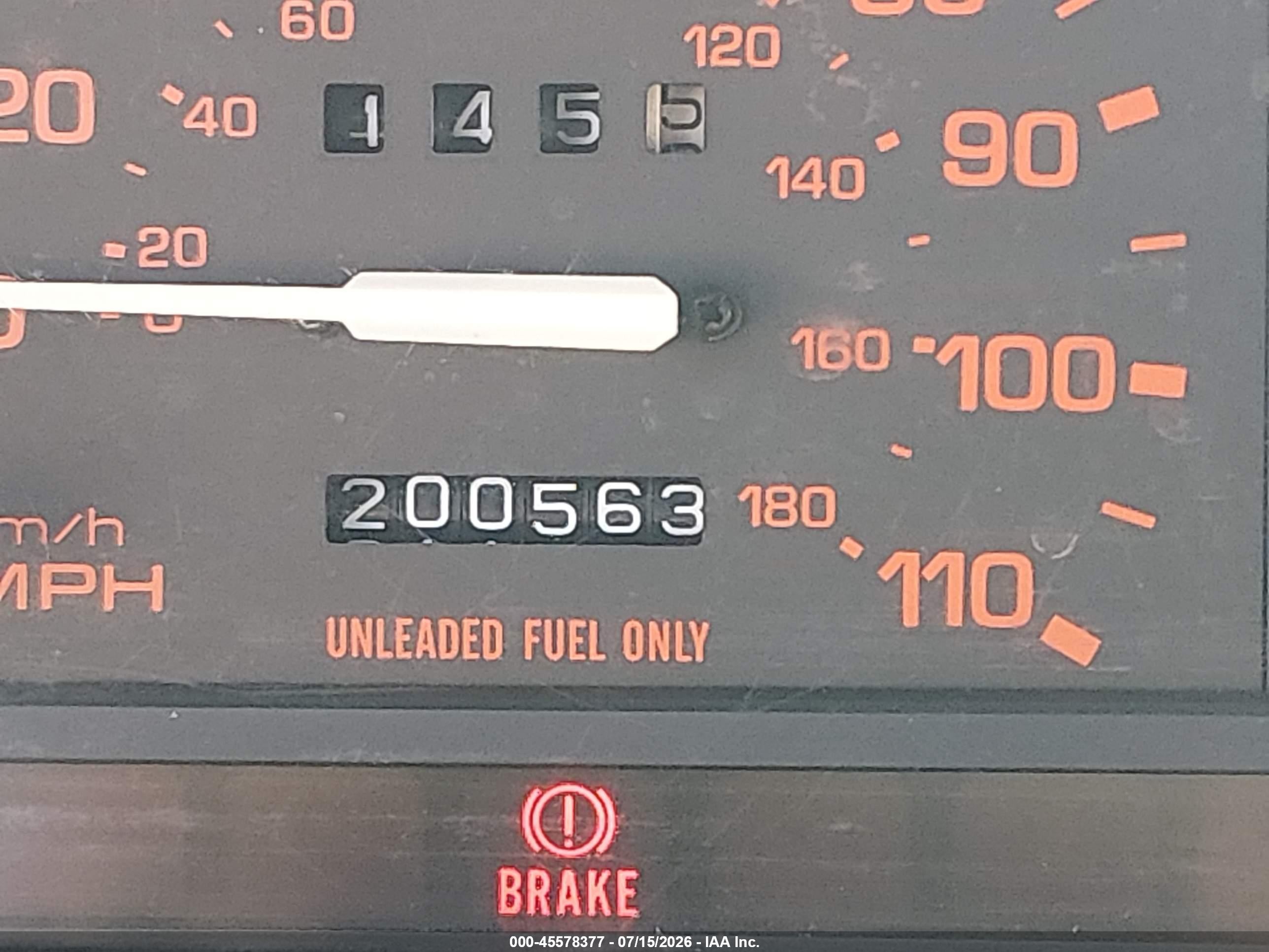 1990 Mazda B2200 Cab Plus Red vin: JM2UF3130L0865805