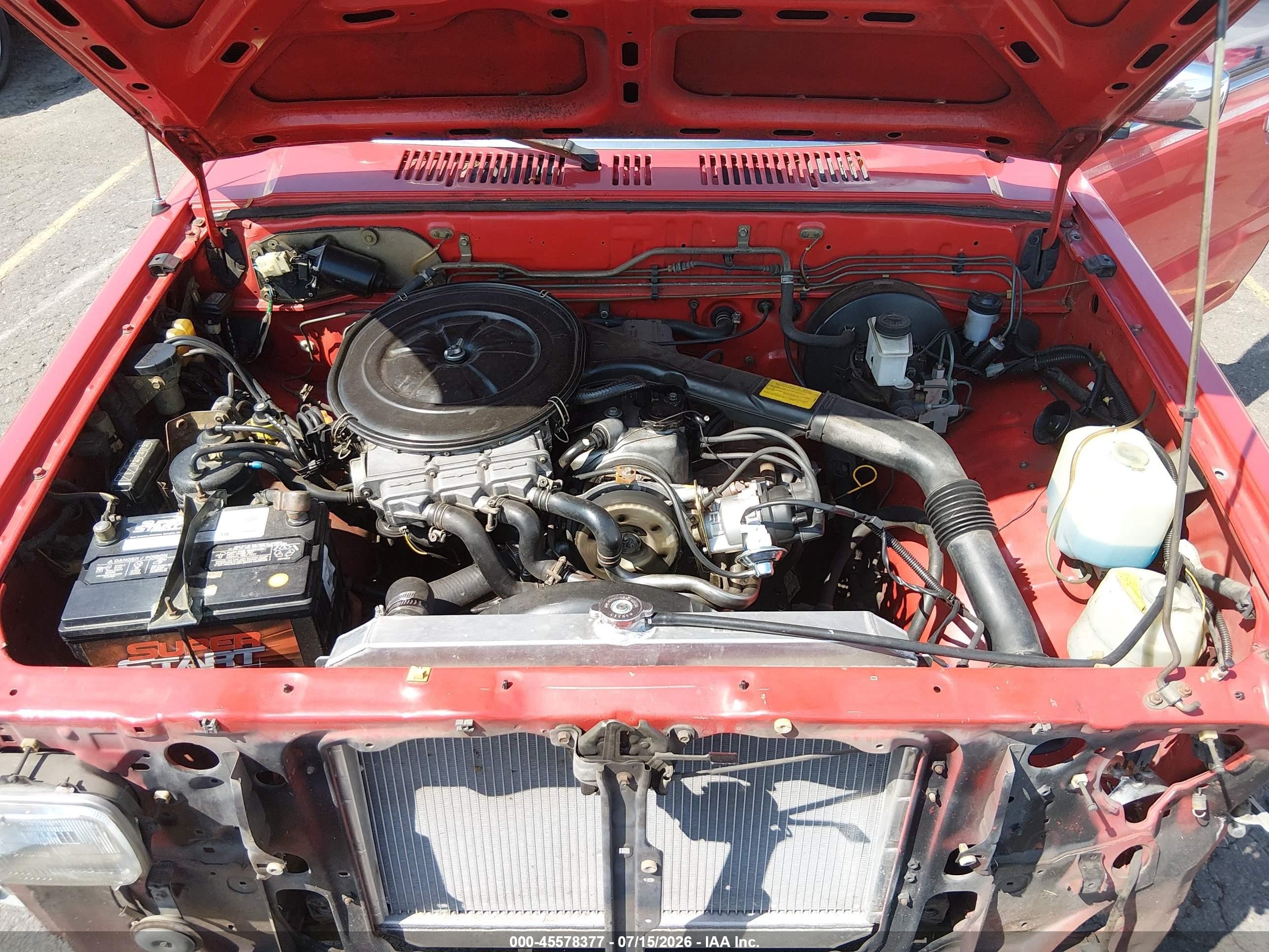 1990 Mazda B2200 Cab Plus Red vin: JM2UF3130L0865805