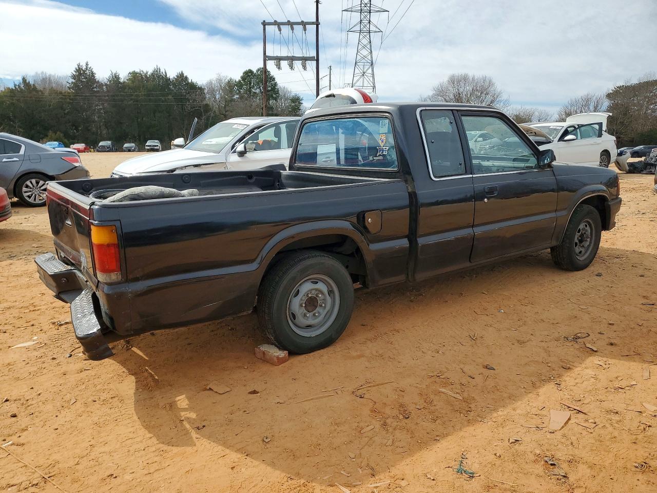 1993 Mazda B2200 Cab Plus Black vin: JM2UF3130P0380523