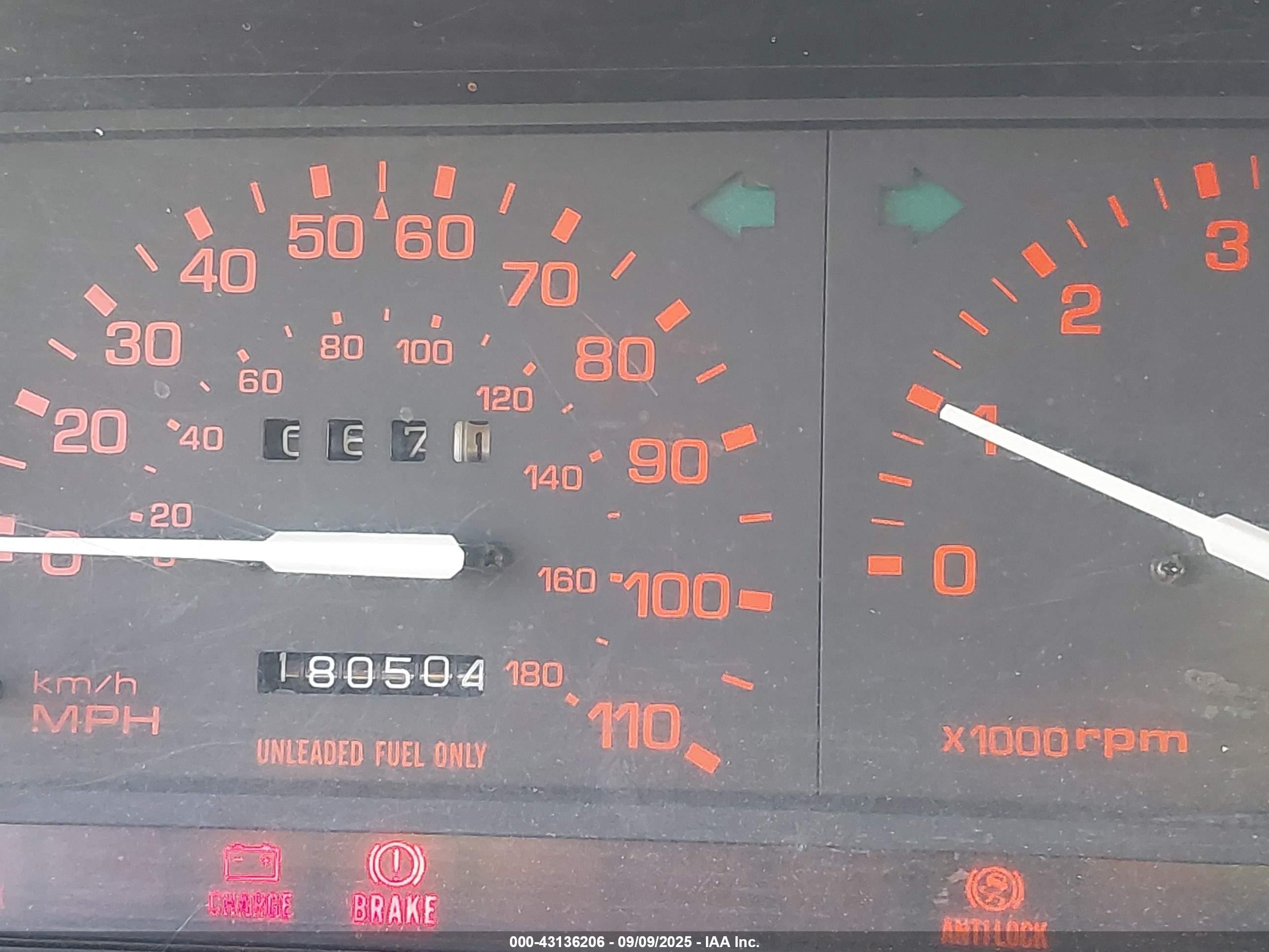 1991 Mazda B2200 Cab Plus Синий vin: JM2UF3138M0144245