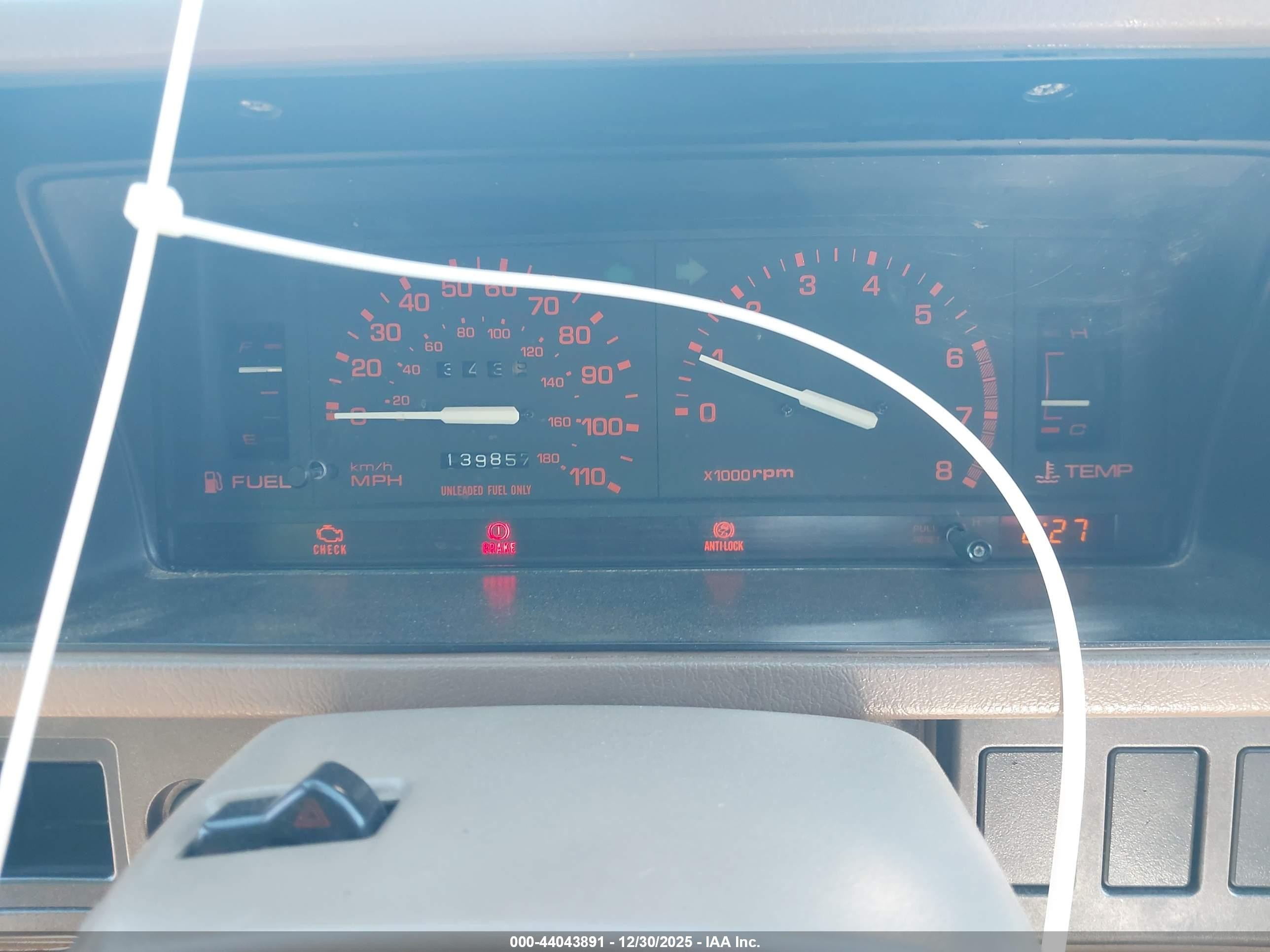 1991 Mazda B2200 Cab Plus White vin: JM2UF3139M0109567