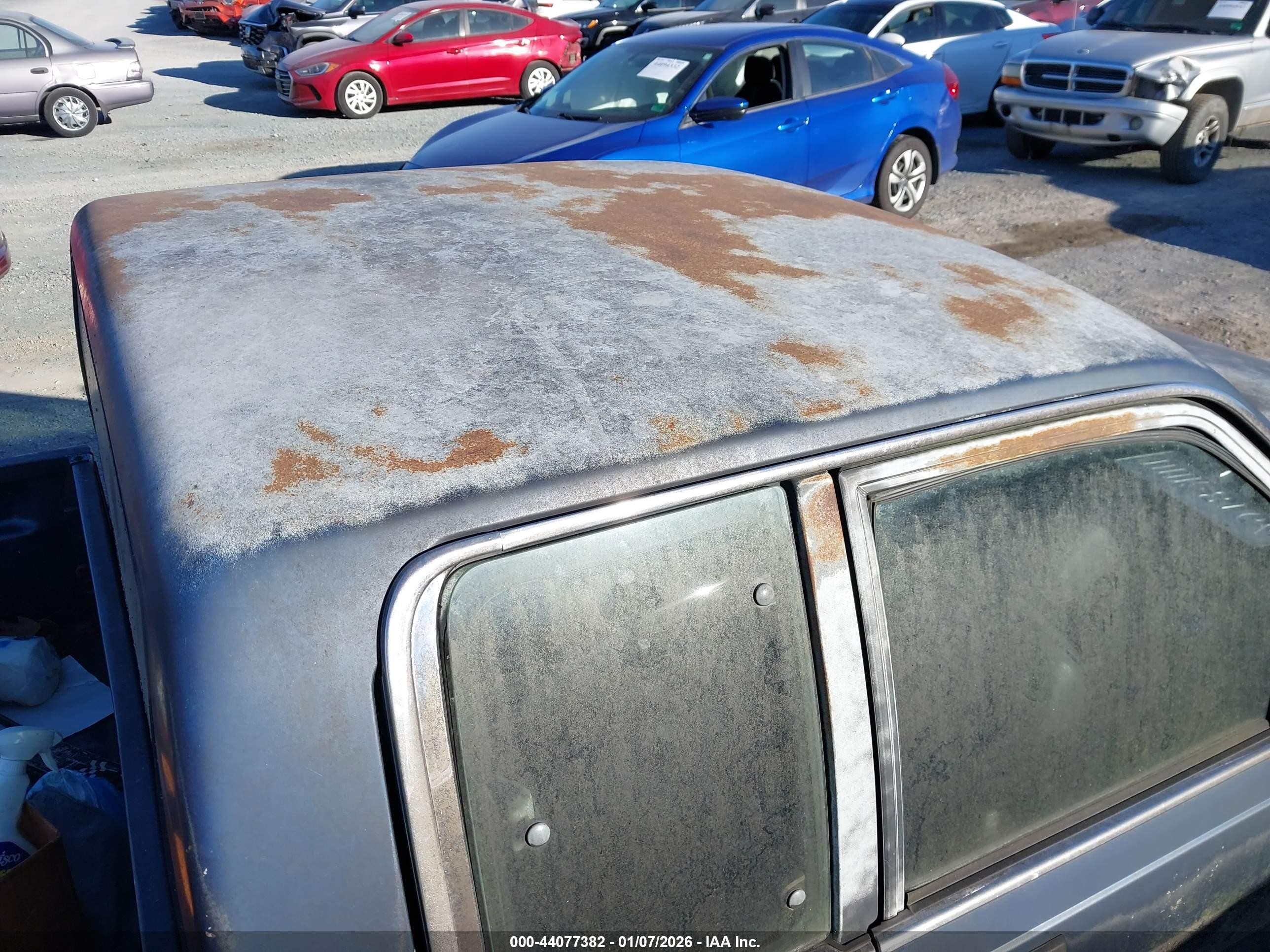 1989 Mazda B2200 Cab Plus Blue vin: JM2UF313XK0739076