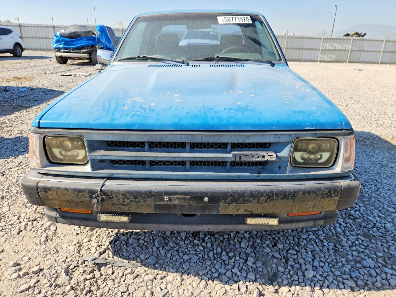 1991 Mazda B2600 Cab Plus Blue vin: JM2UF3148M0172443