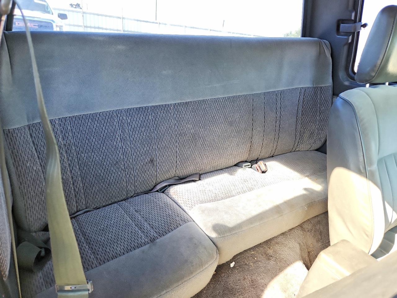 1991 Mazda B2600 Cab Plus Blue vin: JM2UF3148M0172443