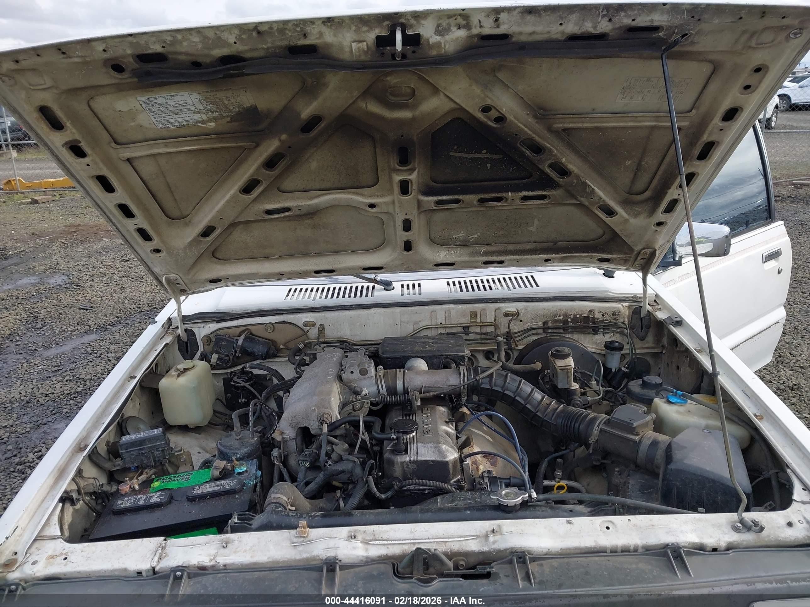 1991 Mazda B2600 Cab Plus White vin: JM2UF314XM0169608