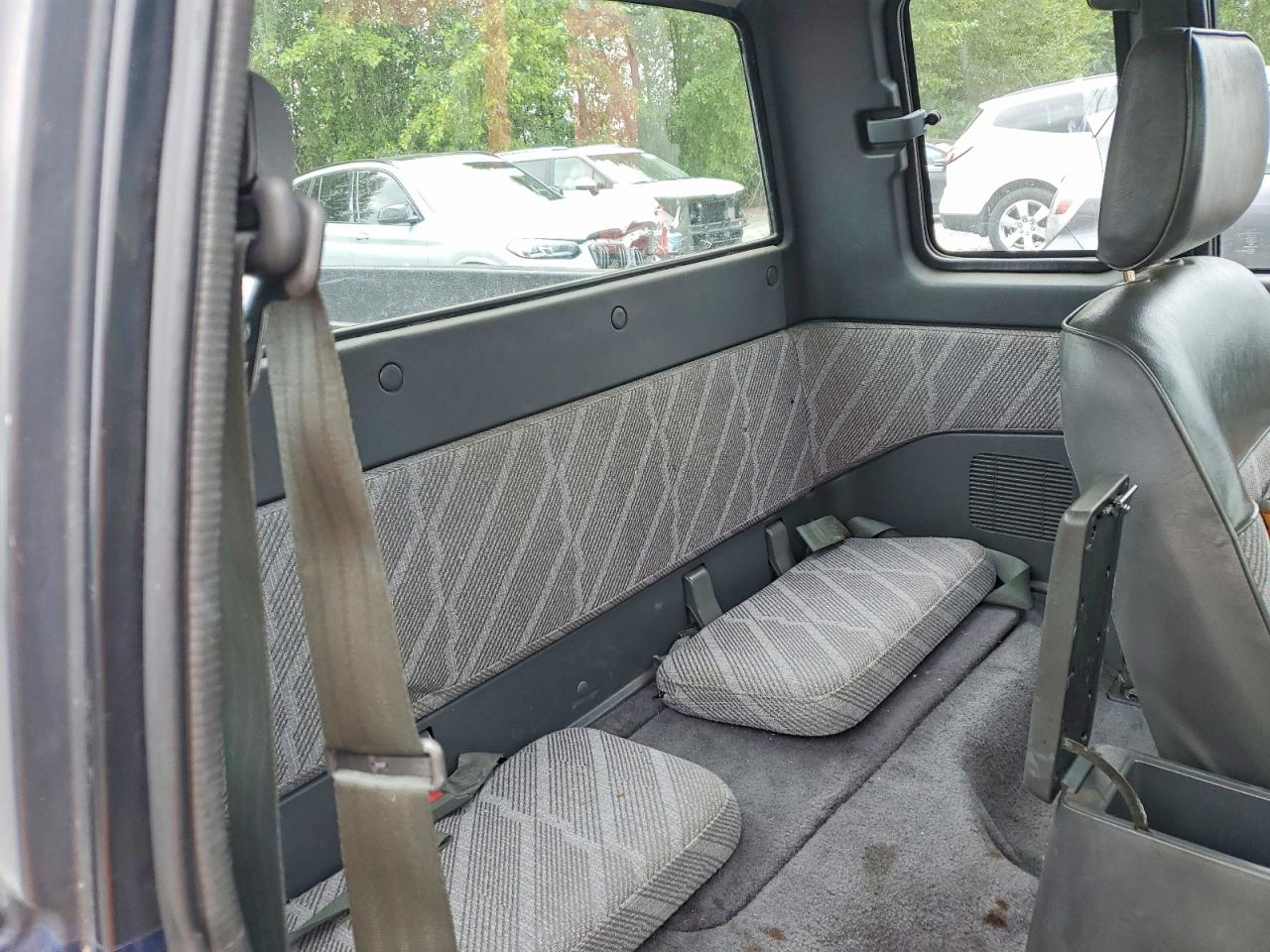 1991 Mazda B2600 Cab Plus Blue vin: JM2UF314XM0169883