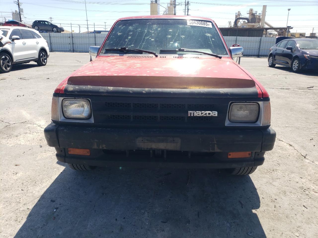 1991 Mazda B2200 Cab Plus Red vin: JM2UF3237M0168969
