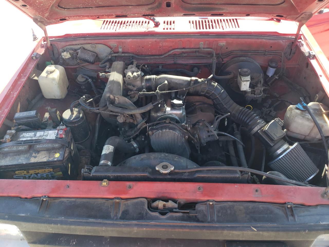 1991 Mazda B2200 Cab Plus Red vin: JM2UF3237M0168969