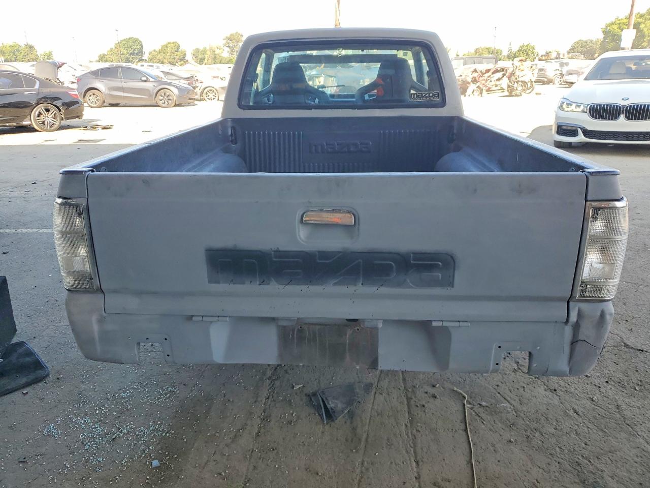 1990 Mazda B2200 Cab Plus Gray vin: JM2UF323XL0906570