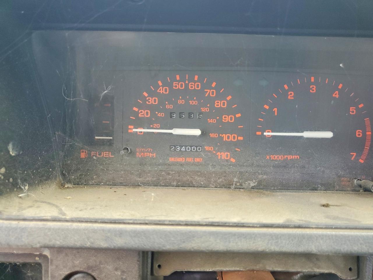 1991 Mazda B2600 Cab Plus Gray vin: JM2UF6143M0104746