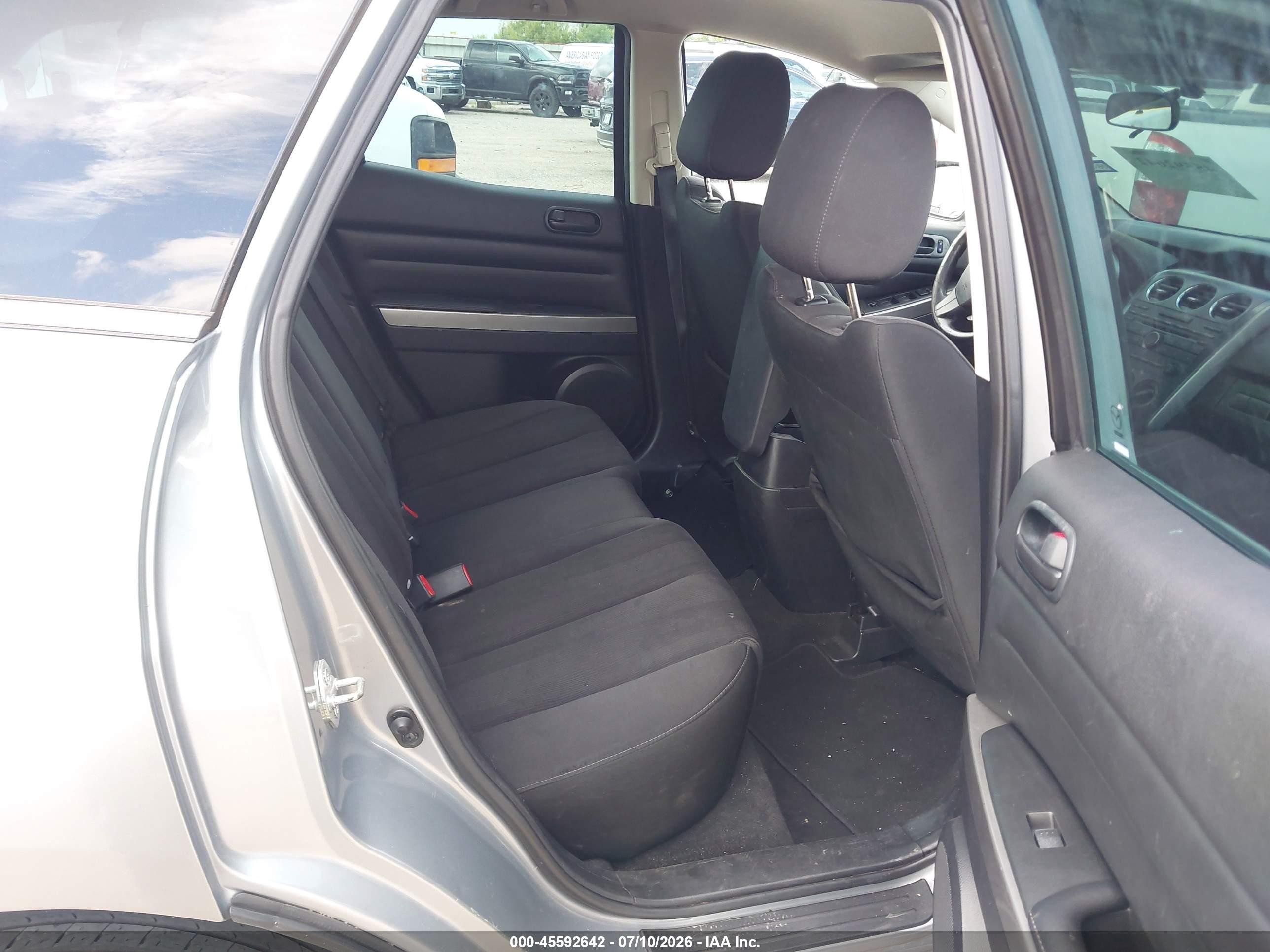 2011 Mazda Cx-7 I Sv Silver vin: JM3ER2A53B0397974