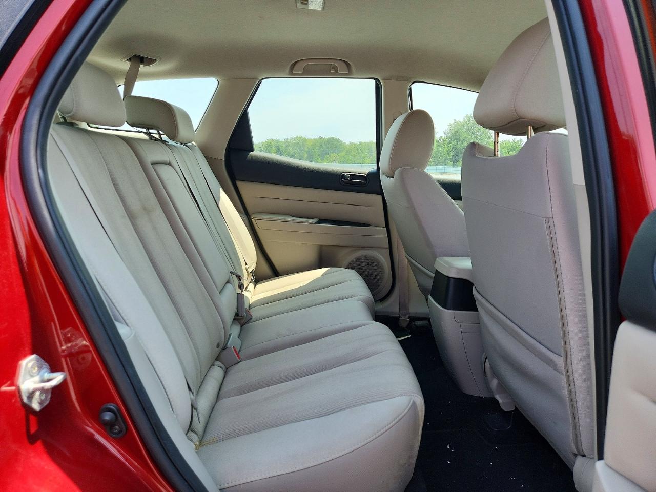 2011 Mazda Cx-7 Red vin: JM3ER2A55B0409221