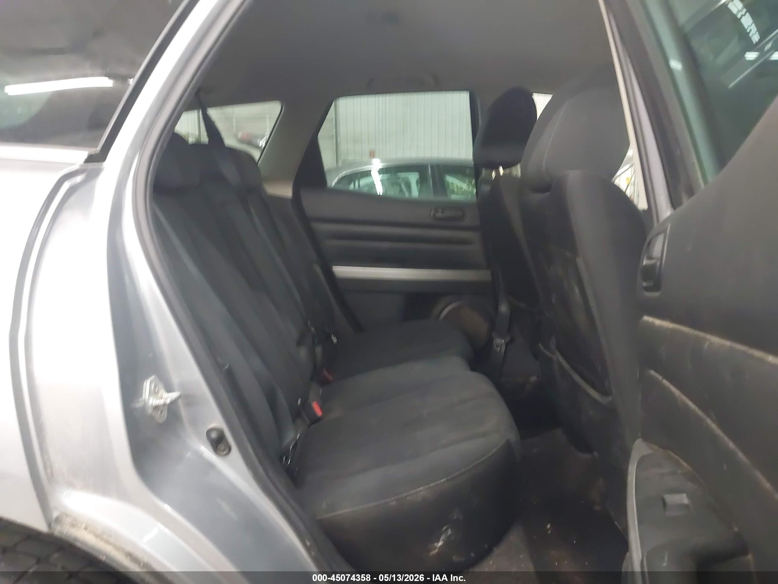 2011 Mazda Cx-7 I Sv Серебряный vin: JM3ER2A57B0394303