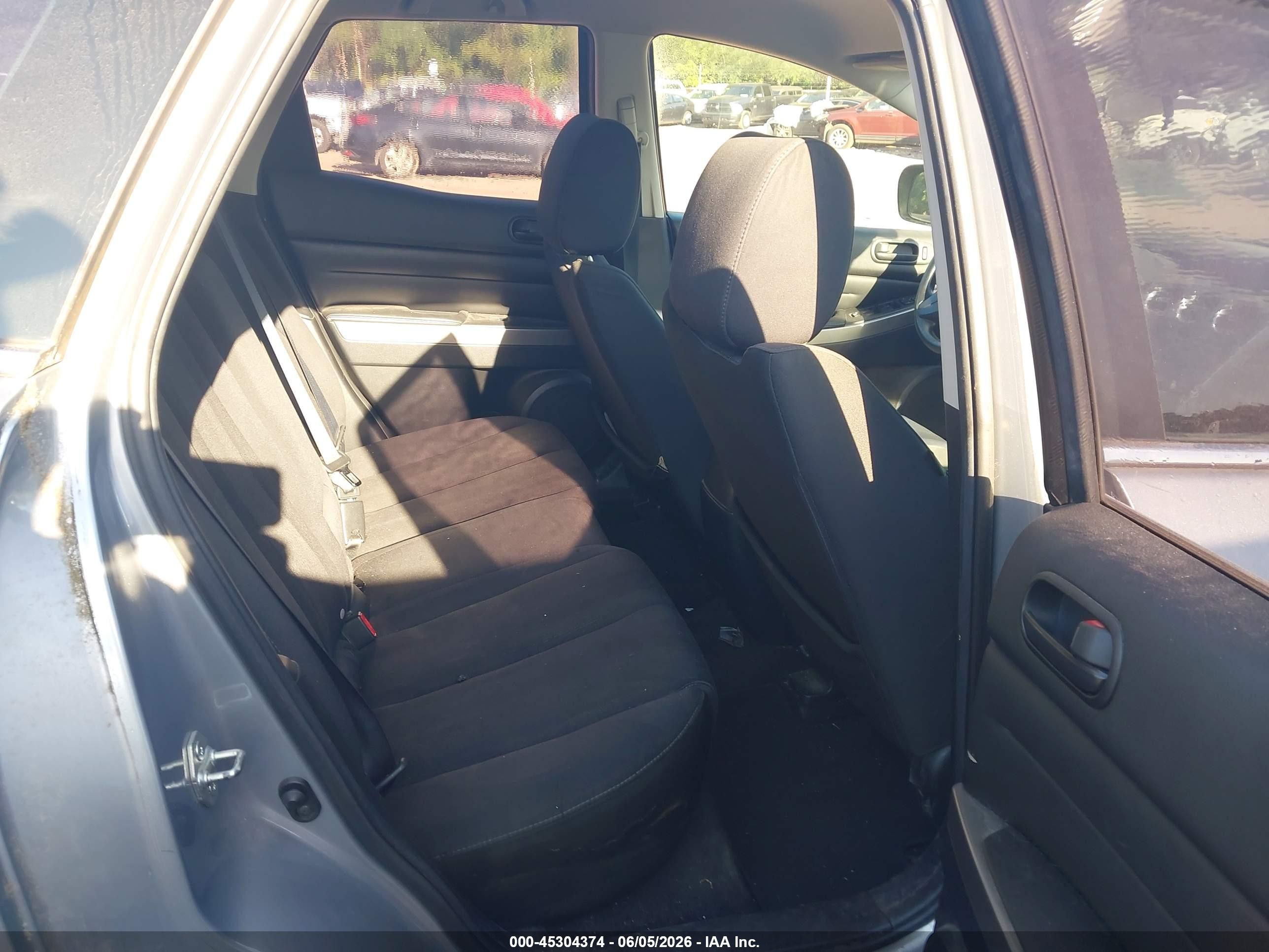 2011 Mazda Cx-7 I Sv Silver vin: JM3ER2A59B0383075