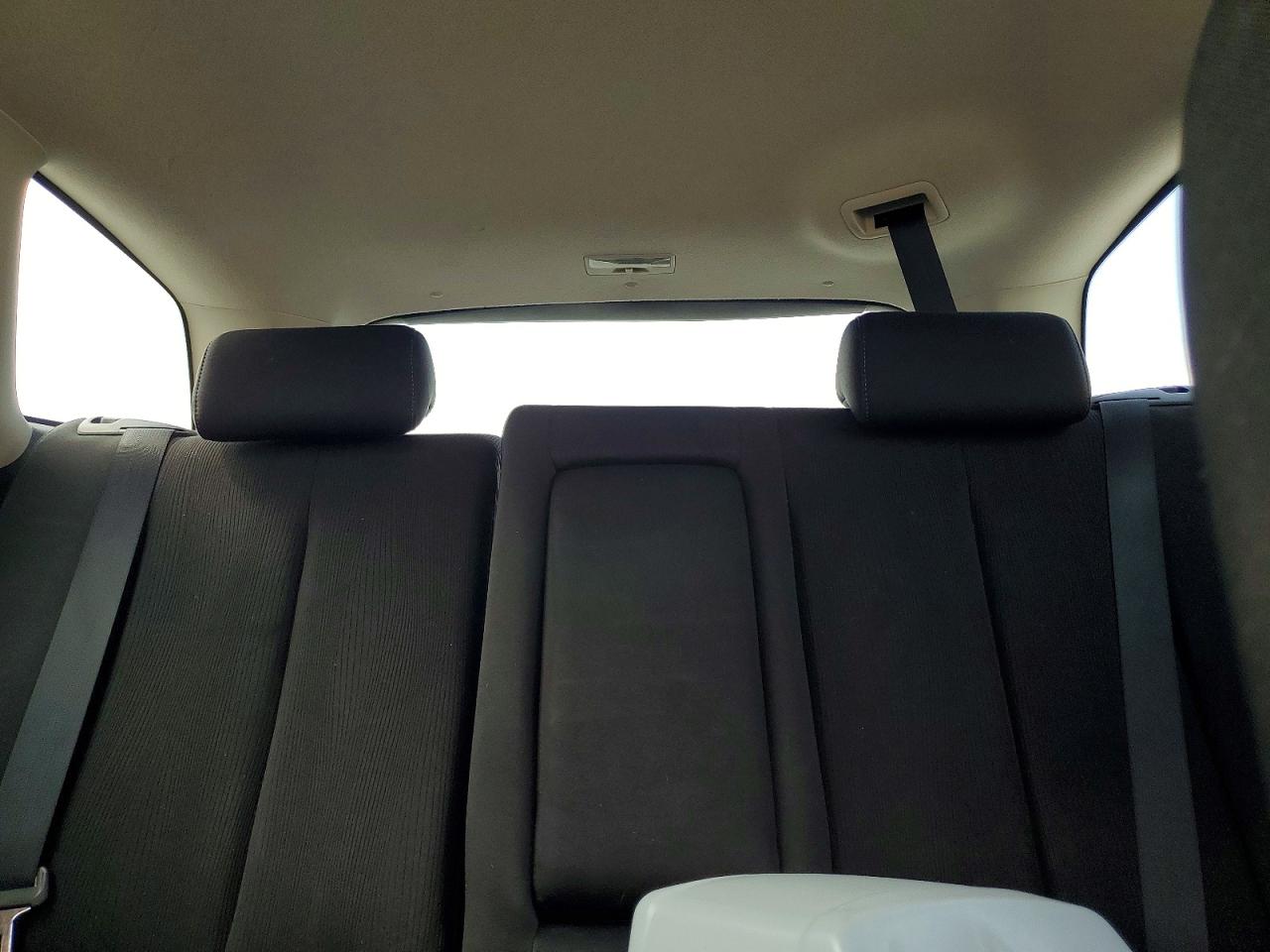 2011 Mazda Cx-7 Silver vin: JM3ER2A59B0395985